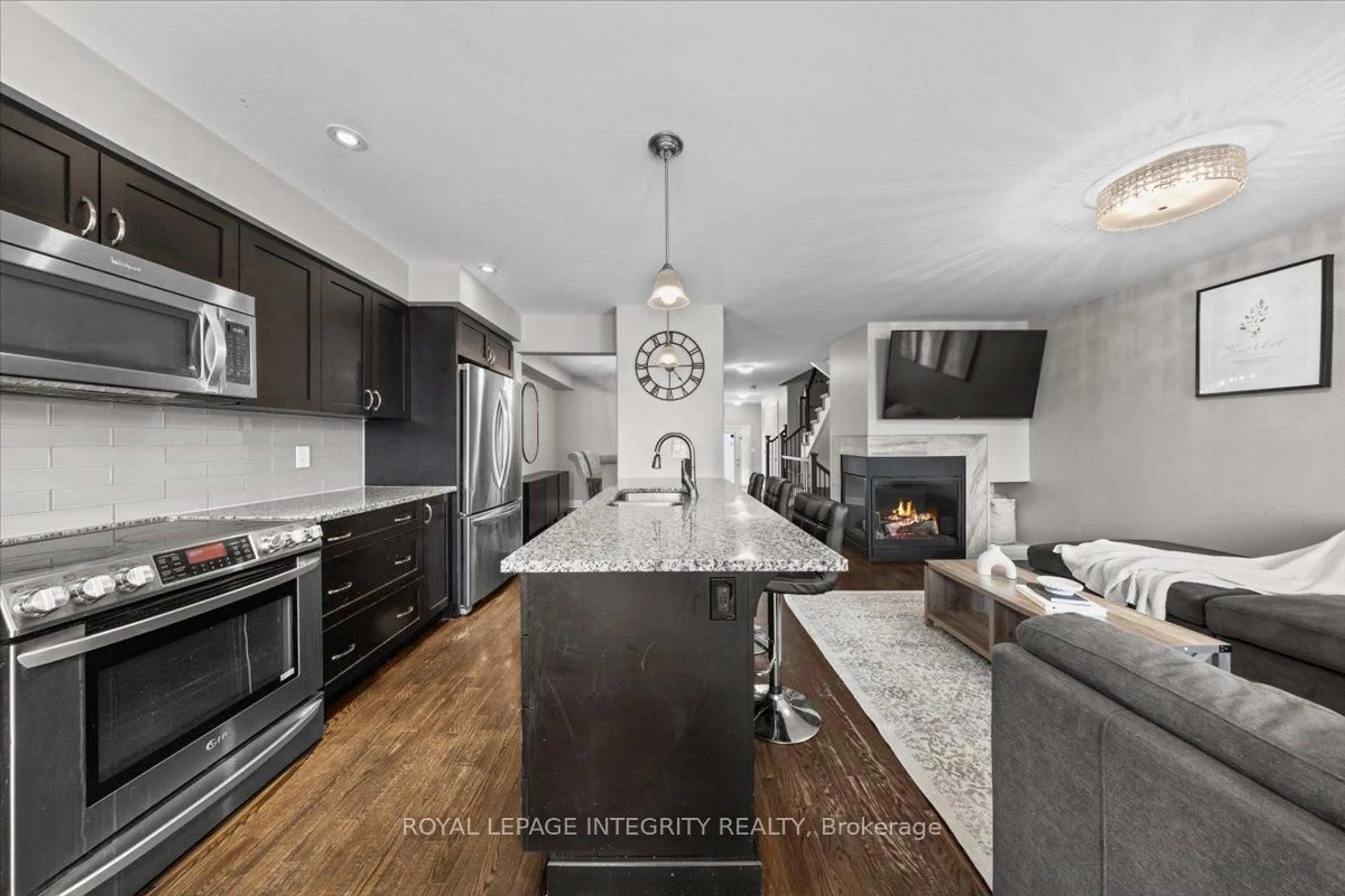 Open concept kitchen, unknown for 154 Woodhurst Cres, Stittsville Ontario K2S 0T5