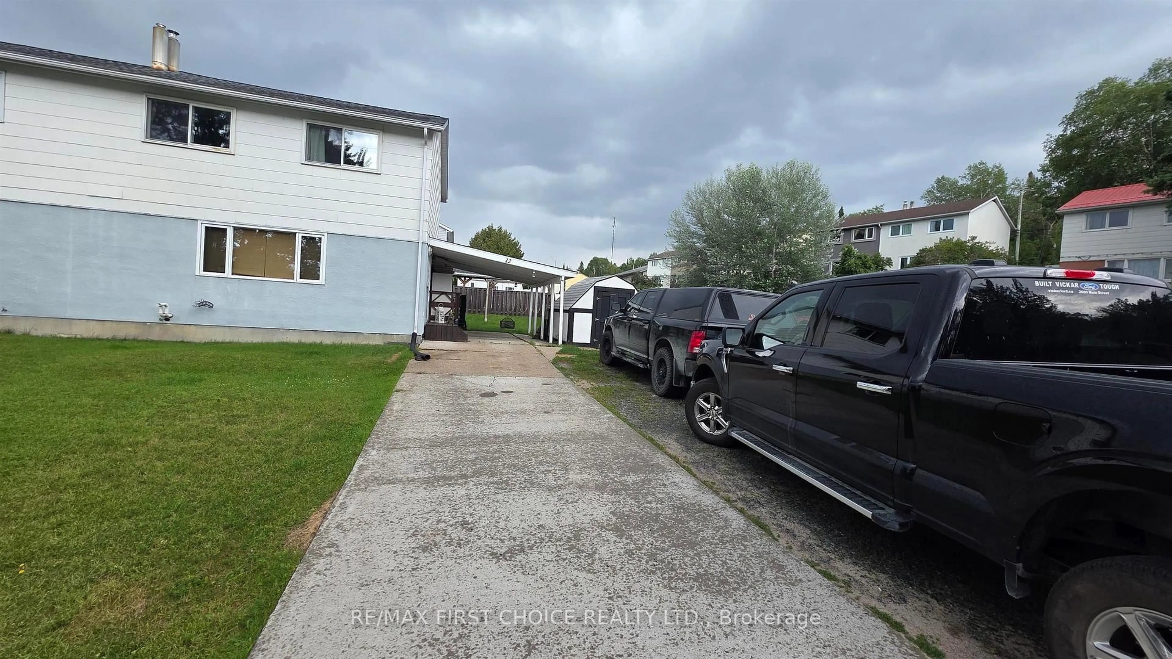 A pic from outside/outdoor area/front of a property/back of a property/a pic from drone, street for 12 Drewry Dr, Kenora Ontario P9N 2X8