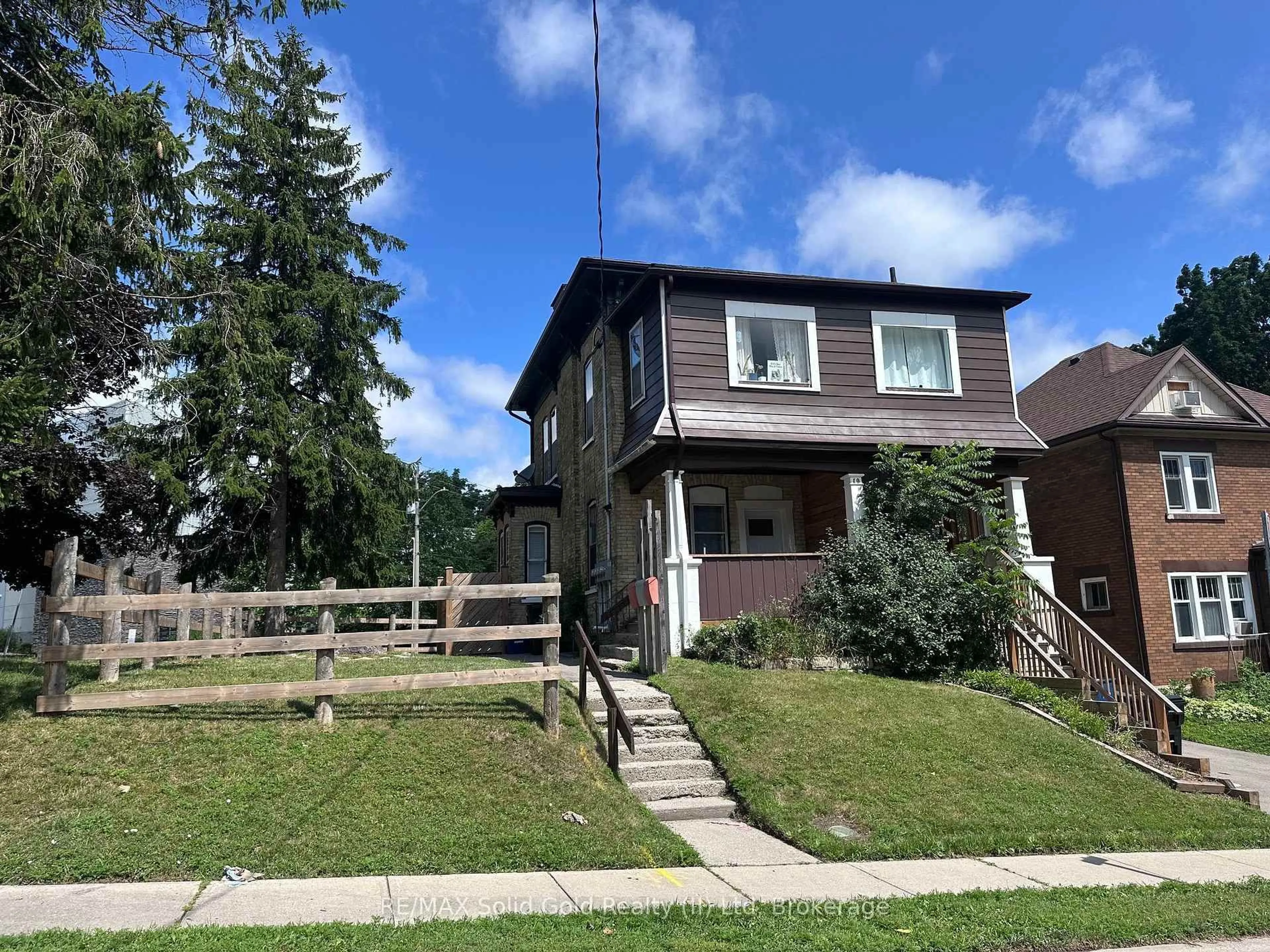 Unknown for 10 Shanley St, Kitchener Ontario N2H 5N8