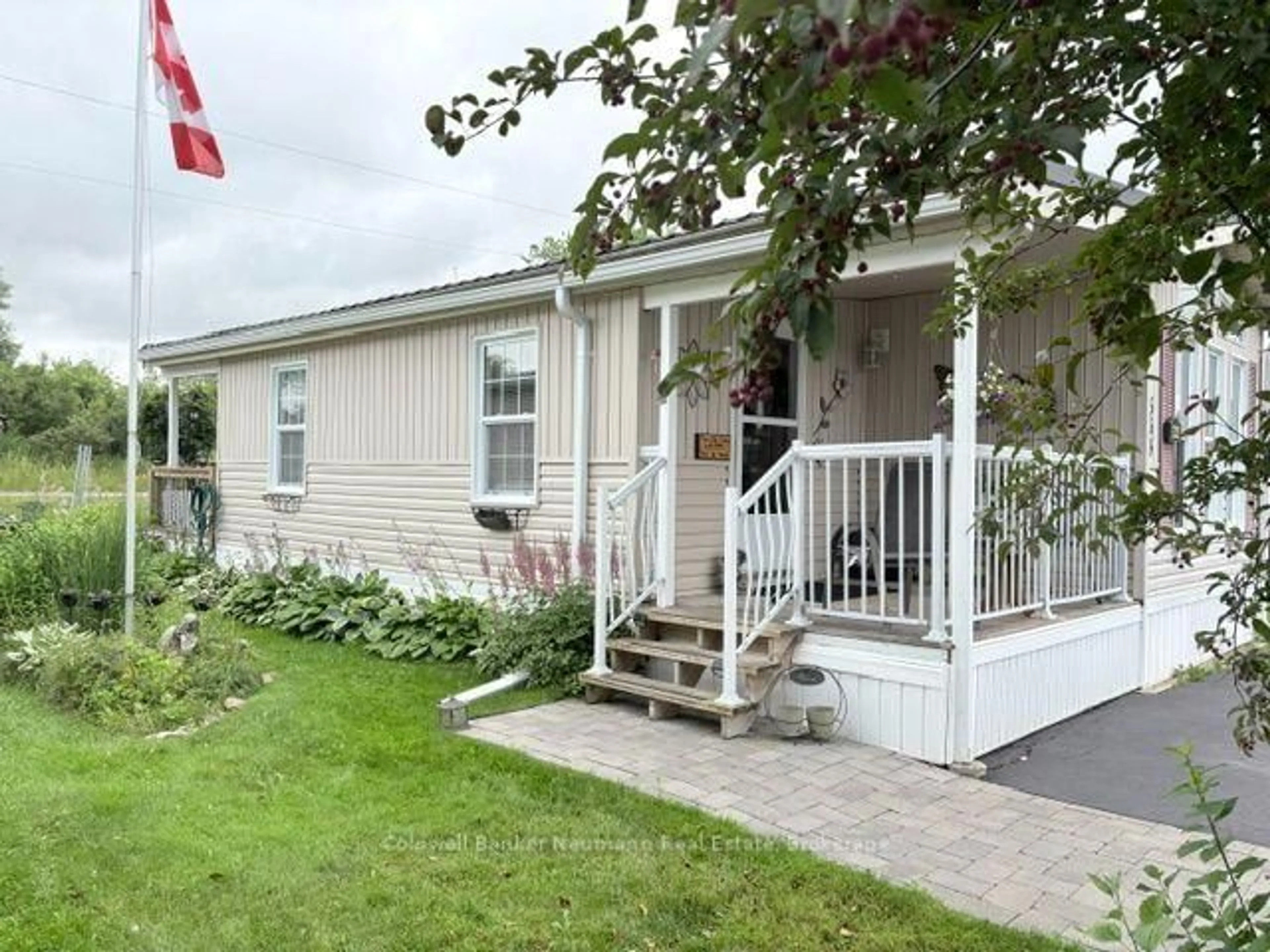 Home with vinyl exterior material, street for 3564 Sumac St, Centre Wellington Ontario N1M 2W5