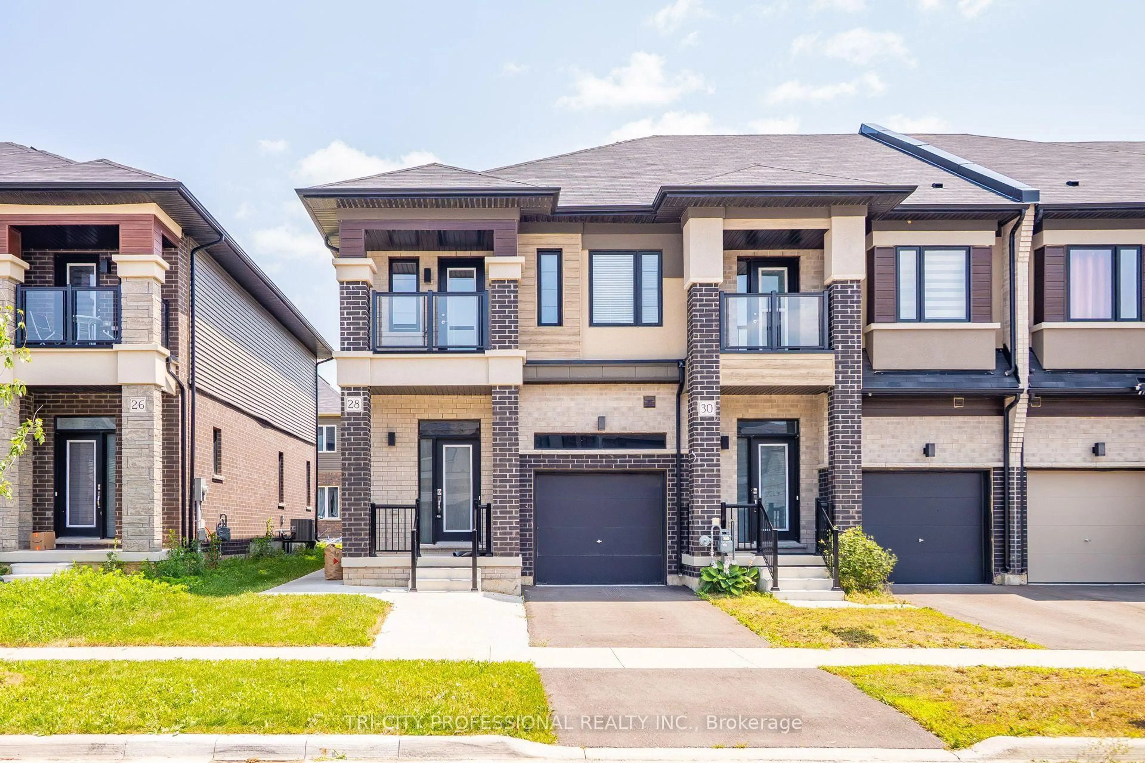Home with brick exterior material, street for 28 Bowery Rd, Brantford Ontario N3V 0B1