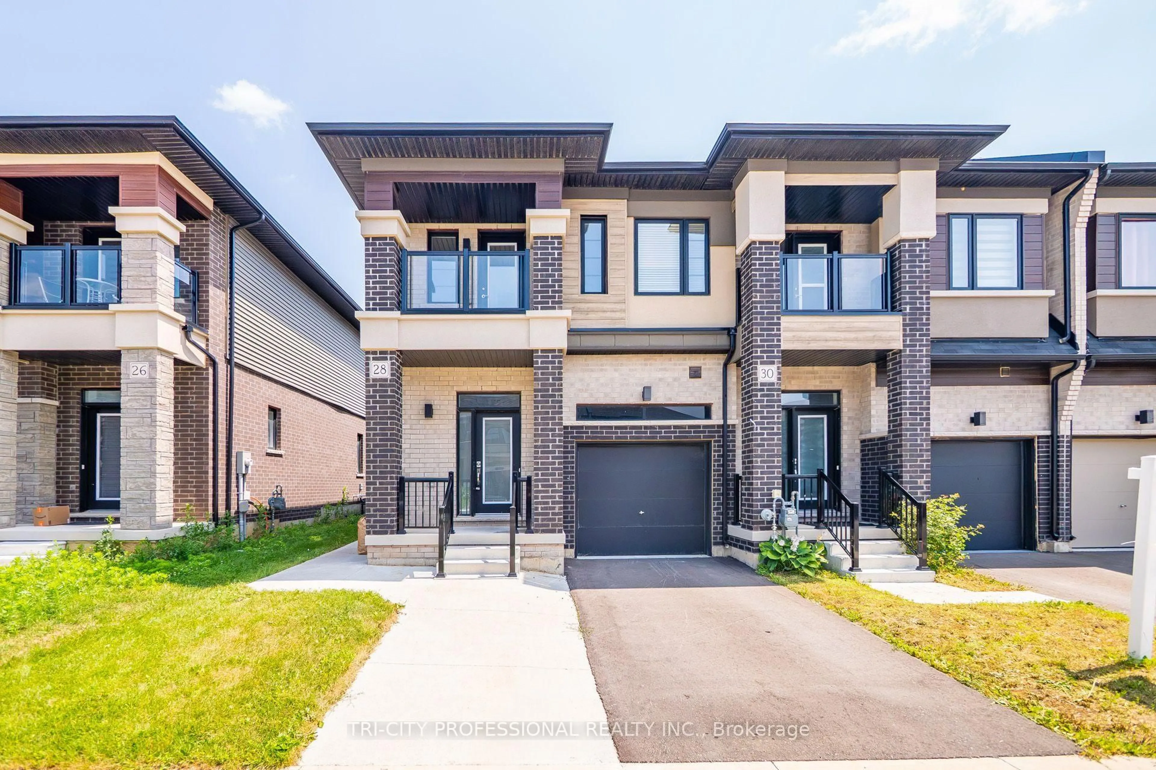 Home with brick exterior material, street for 28 Bowery Rd, Brantford Ontario N3V 0B1