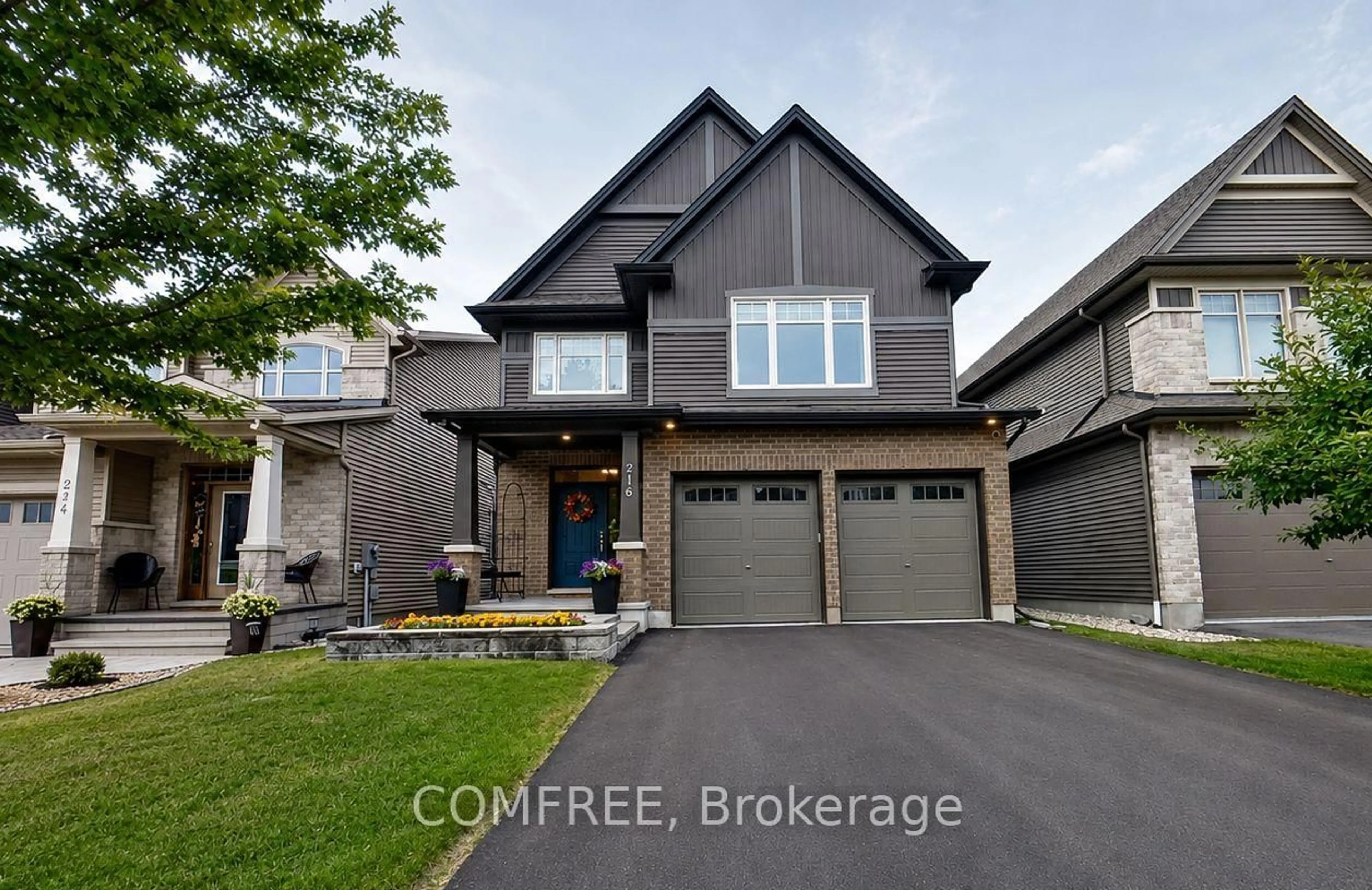 Home with brick exterior material, street for 216 Magpie St, Ottawa Ontario K1T 0N4