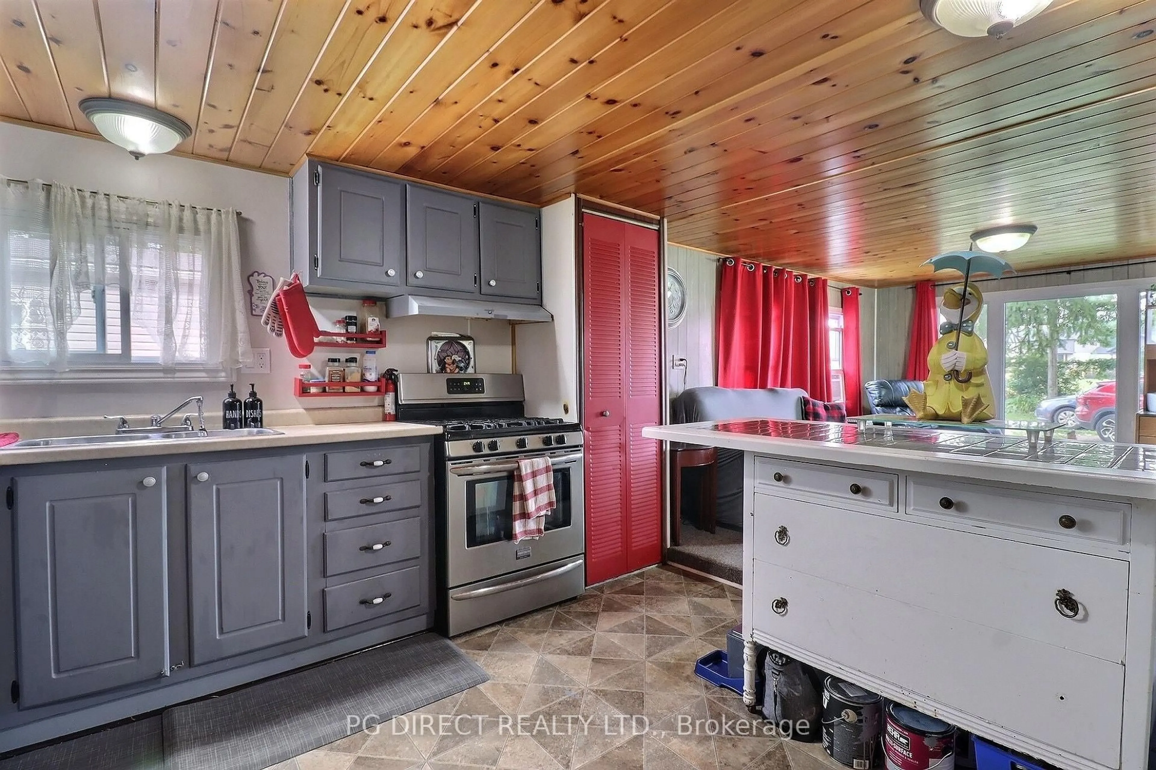 Unknown for 200 Agnes St #15, Thames Centre Ontario N0M 1P0