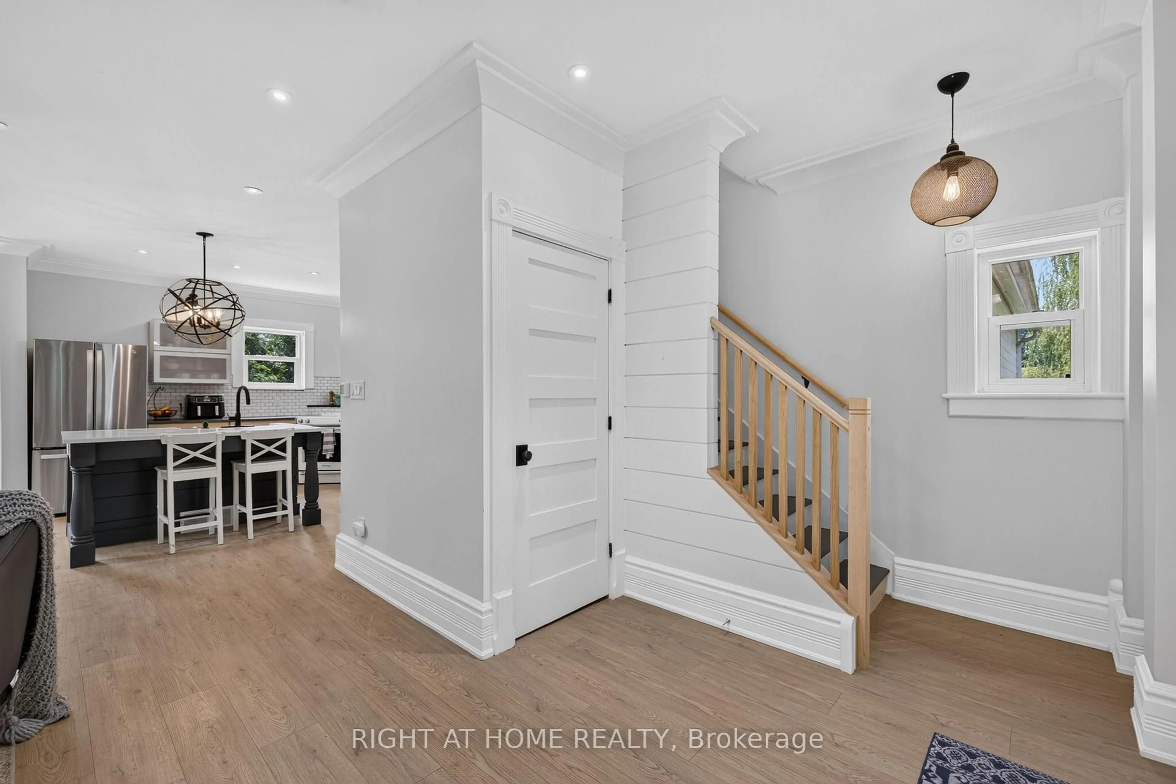 Indoor entryway for 34630 Second Line, Southwold Ontario N0L 1P0