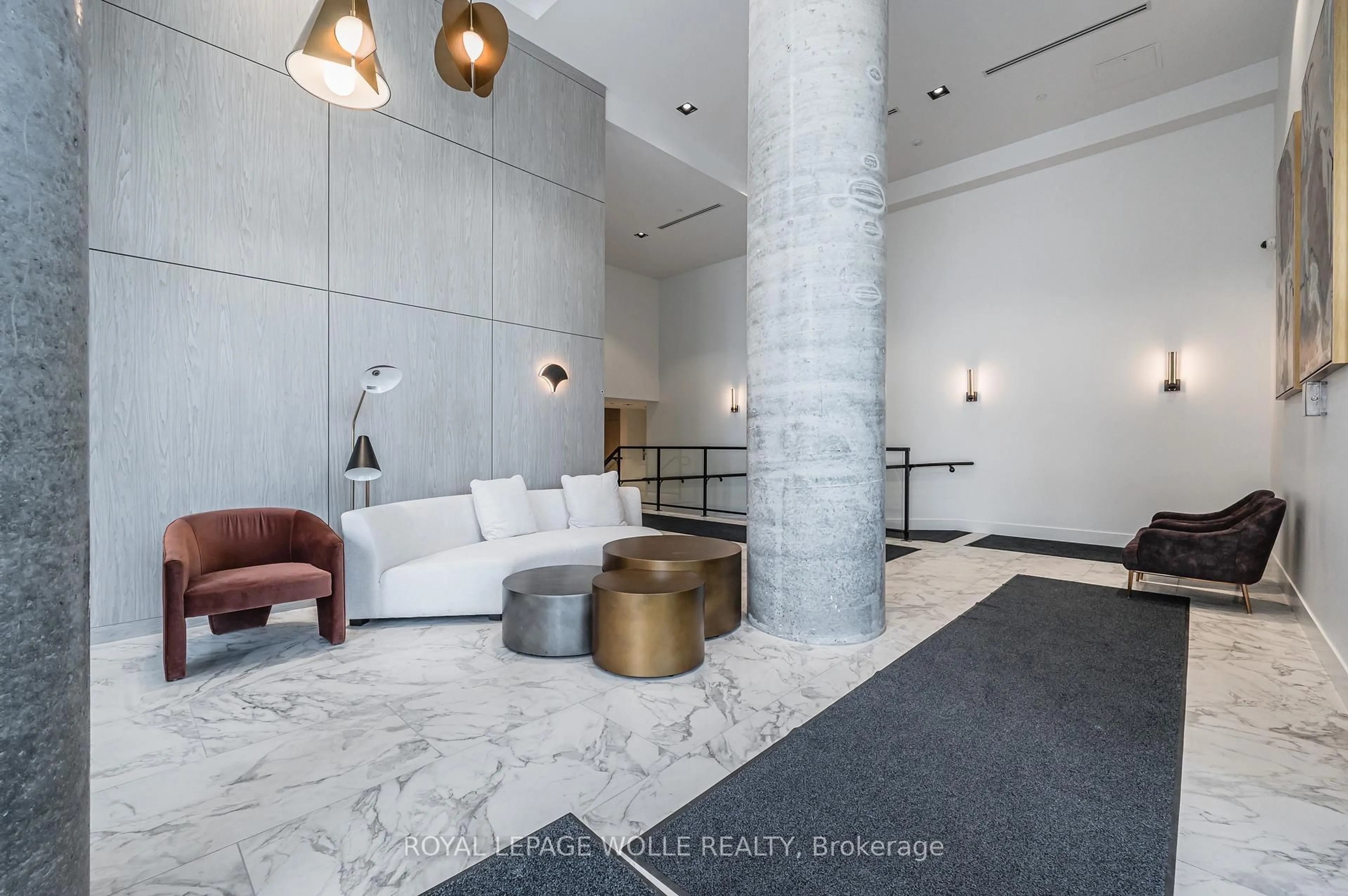 Lobby for 15 Wellington St #903, Kitchener Ontario N2G 0E4