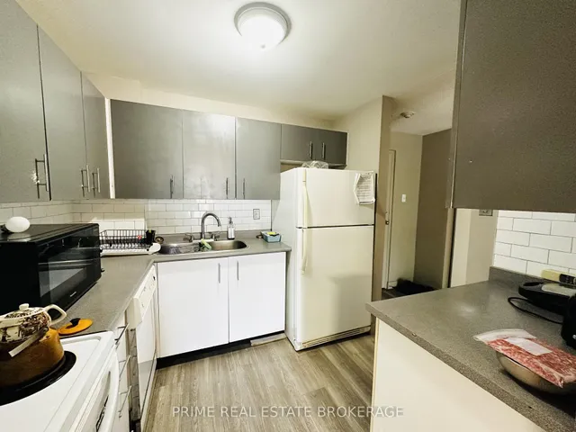 626 First St #204, London East 2