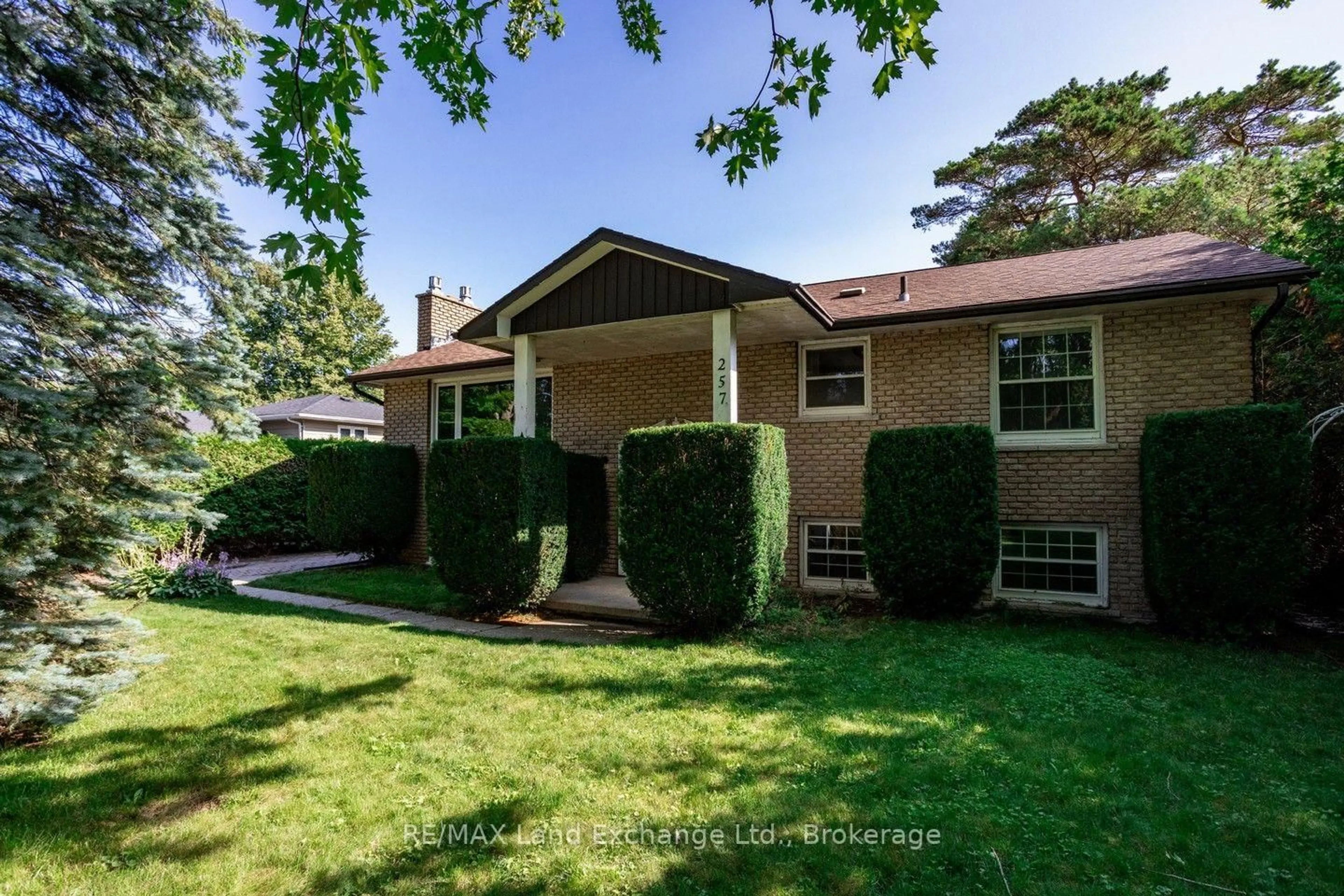 Home with brick exterior material, street for 257 Kingsway St, Kincardine Ontario N2Z 1G2