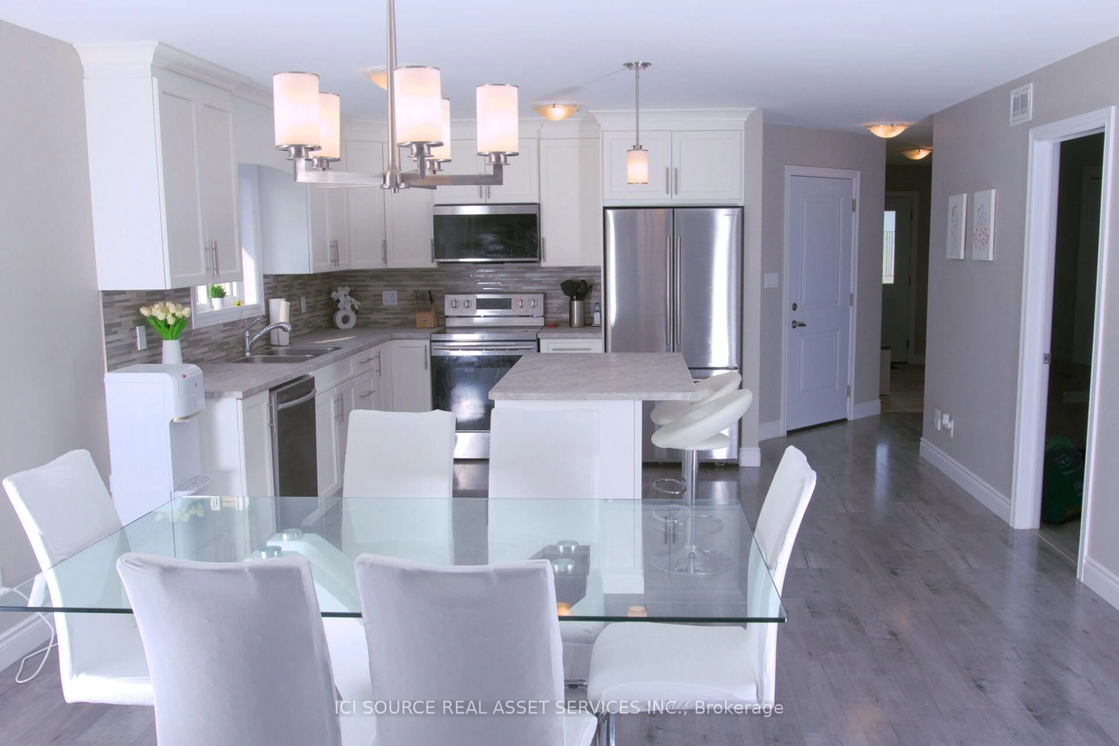 Contemporary kitchen, ceramic/tile floor for 50 Deacon Pl, Belleville Ontario K8P 0G4