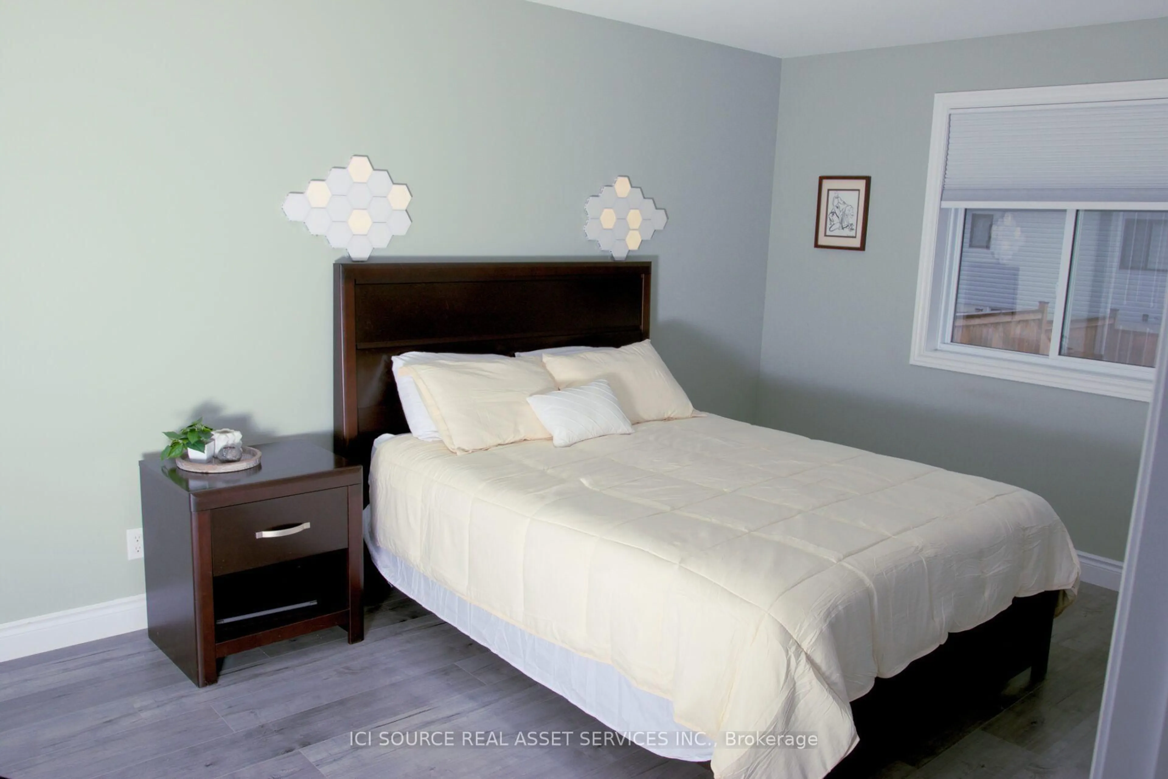 Bedroom with bed, unknown for 50 Deacon Pl, Belleville Ontario K8P 0G4