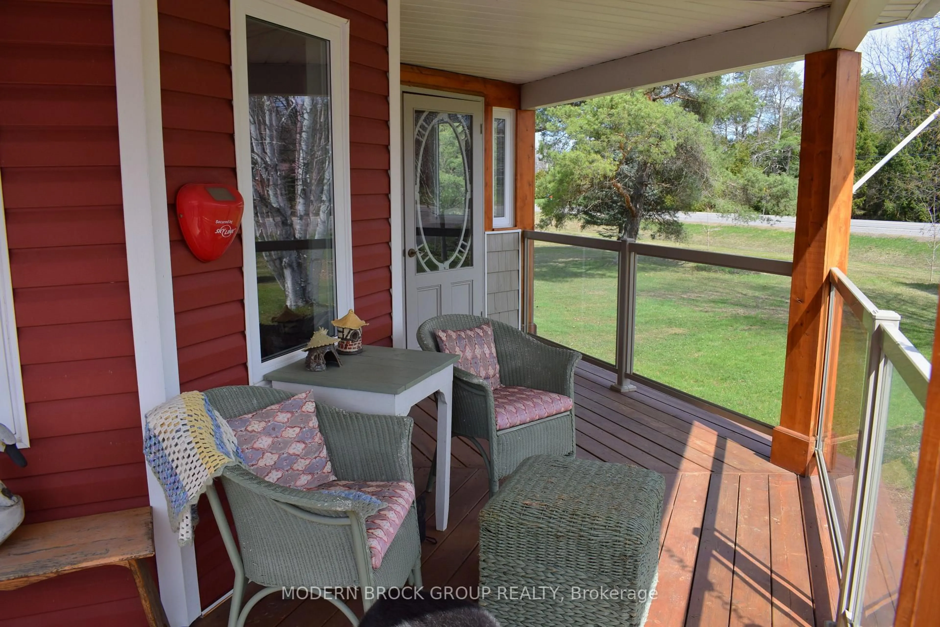 Patio, water/lake/river/ocean view for 8224 County 15 Rd, Augusta Ontario K0G 1R0