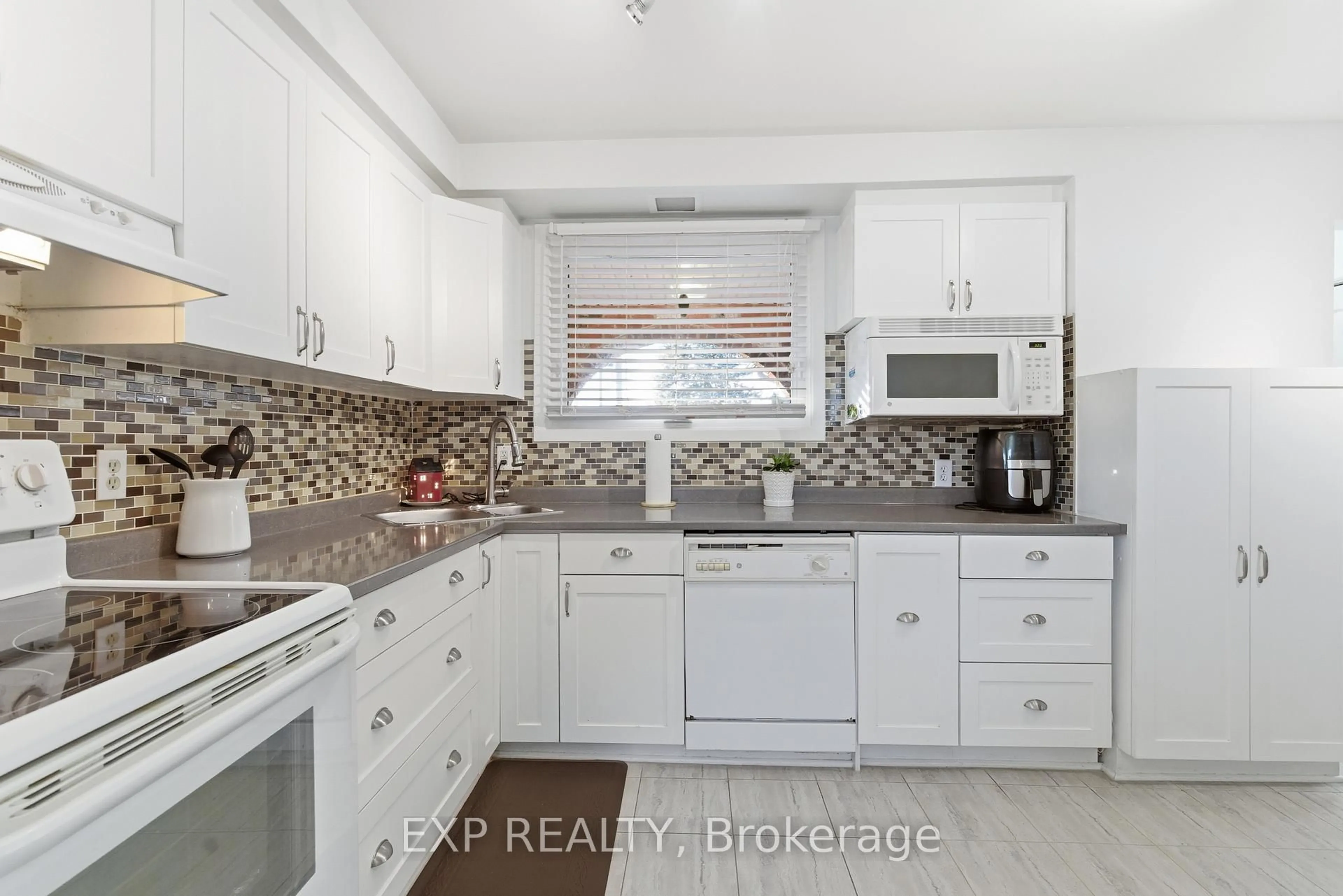 Unknown for 510 1/2 Niagara St, St. Catharines Ontario L2M 3P5