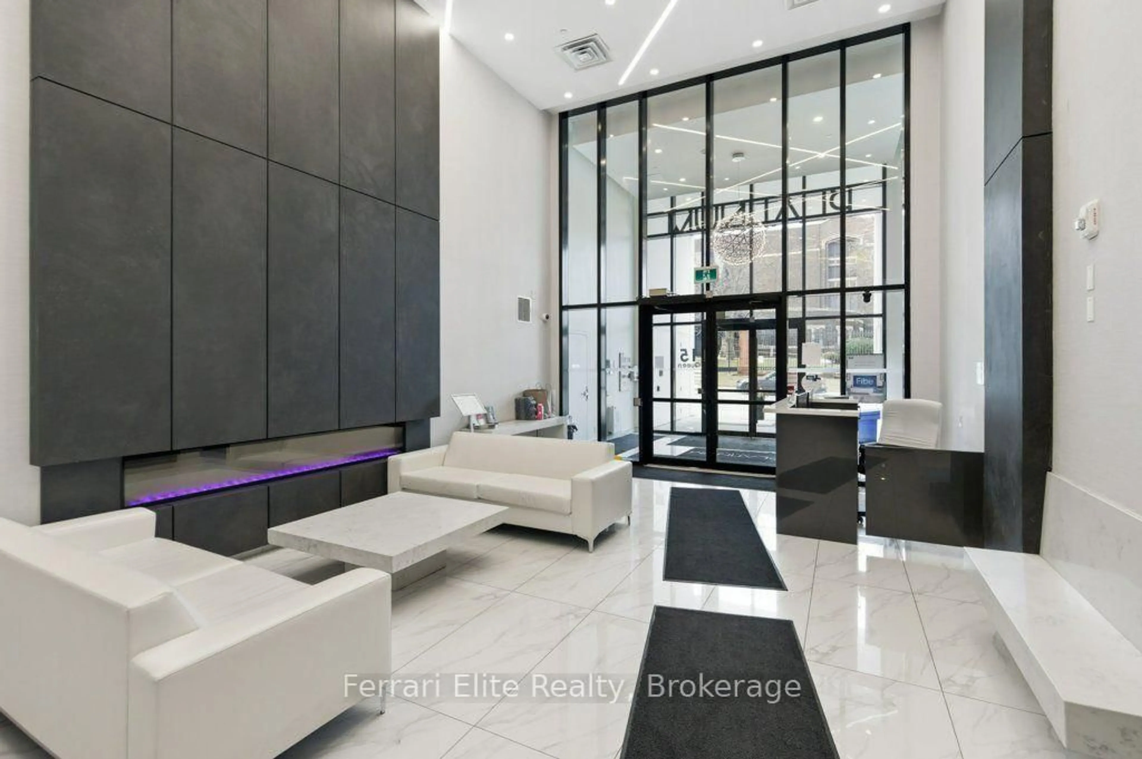 Lobby for 15 Queen St #1114, Hamilton Ontario L8P 0C6