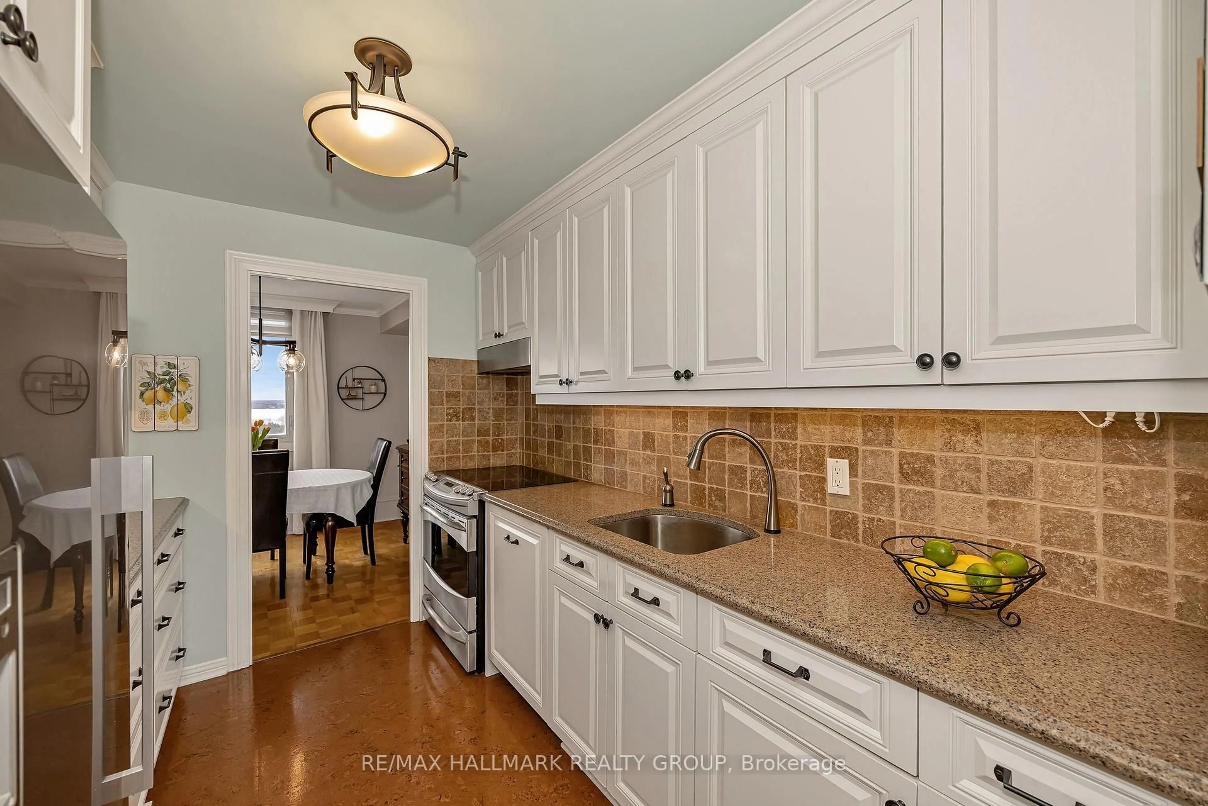 Unknown for 2625 Regina St #1706, Ottawa Ontario K2B 5W8