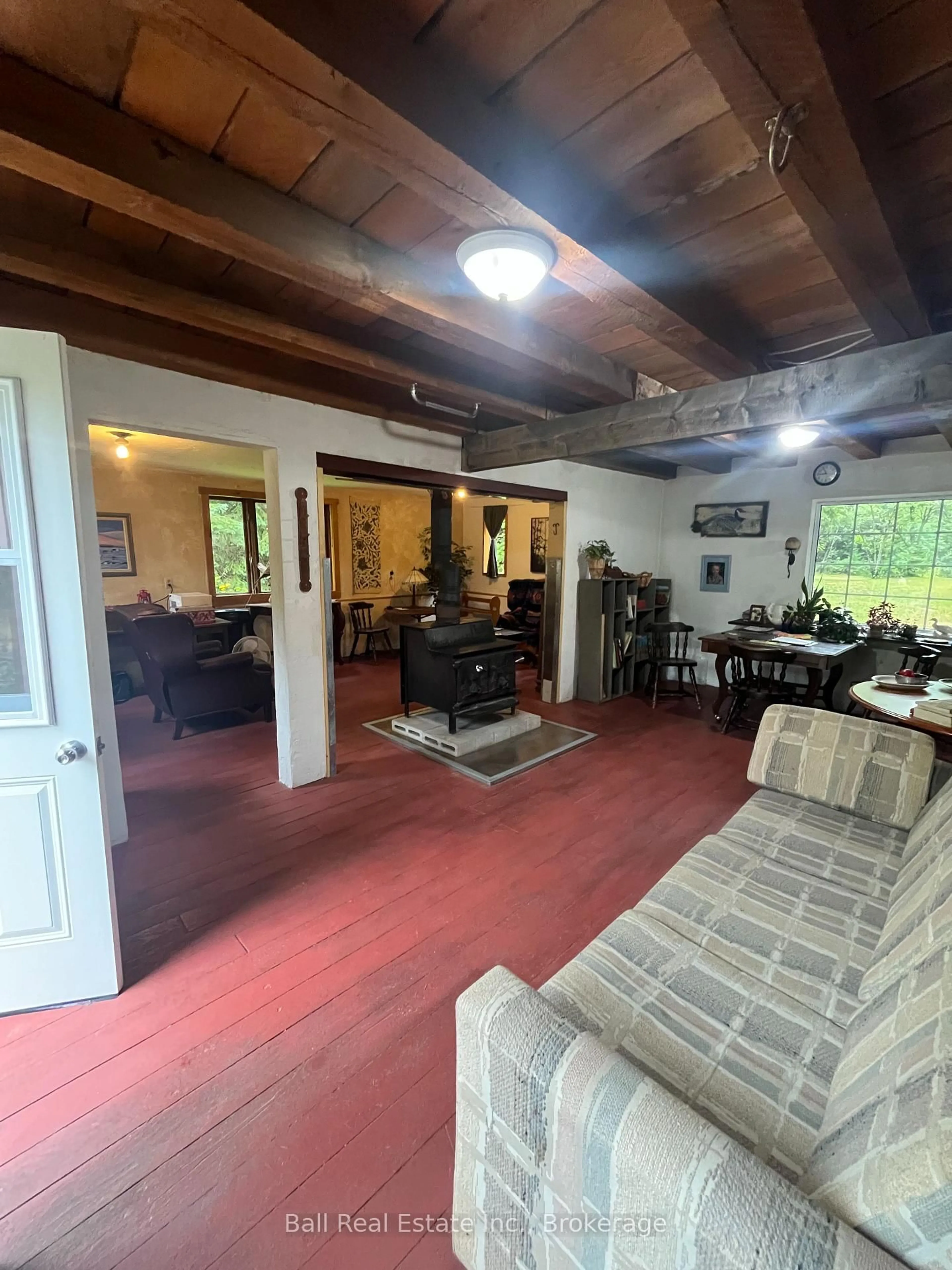 A pic of a room for 540 Rose Island Rd, Coe Hill Ontario K0L 1P0