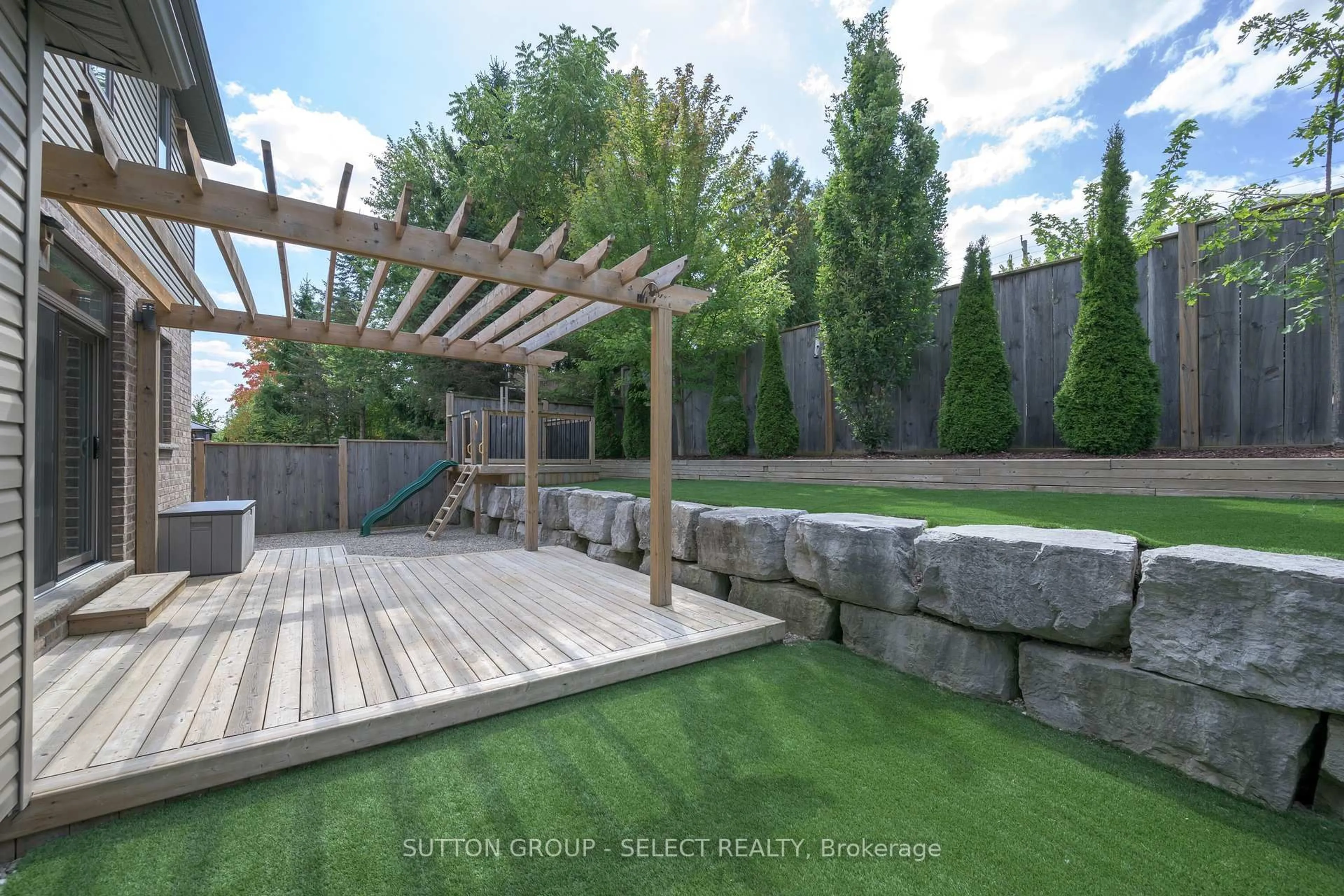 Patio, unknown for 216 Martin Dr, Middlesex Centre Ontario N0M 2A0