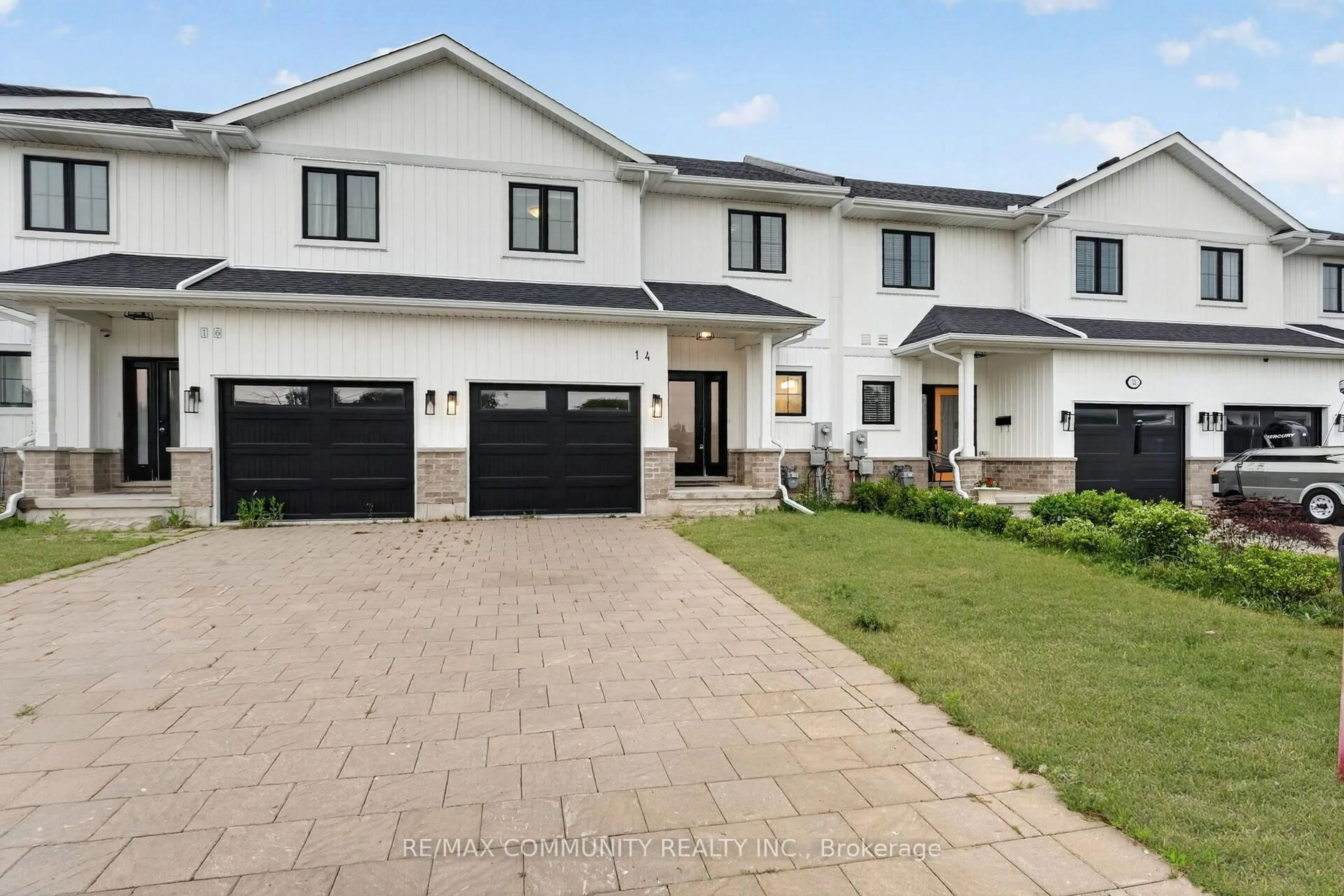 Home with brick exterior material, street for 14 King St, Fort Erie Ontario L2A 0C6