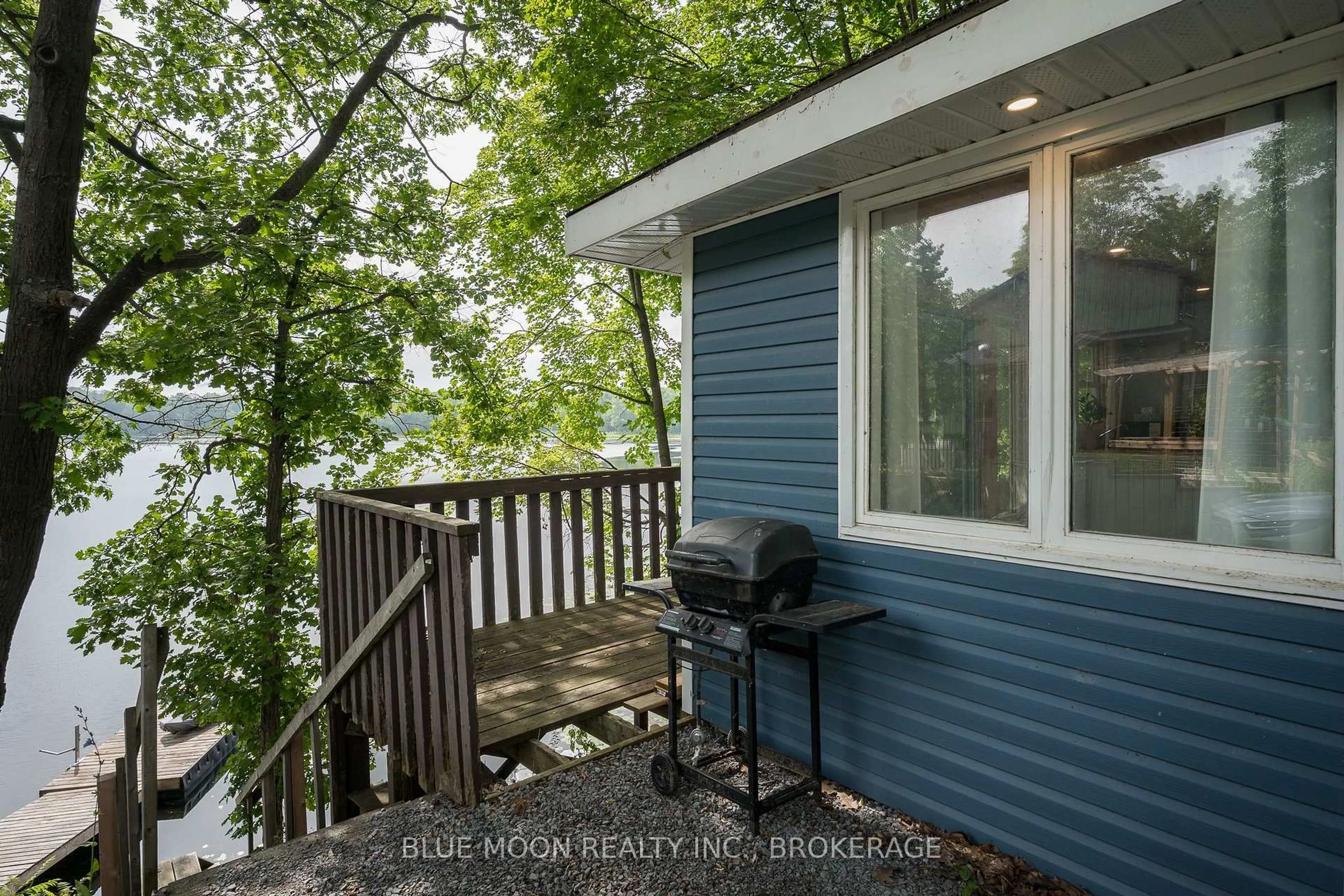 Patio, water/lake/river/ocean view for 1004 Masonville Rd, Hartington Ontario K0H 1W0