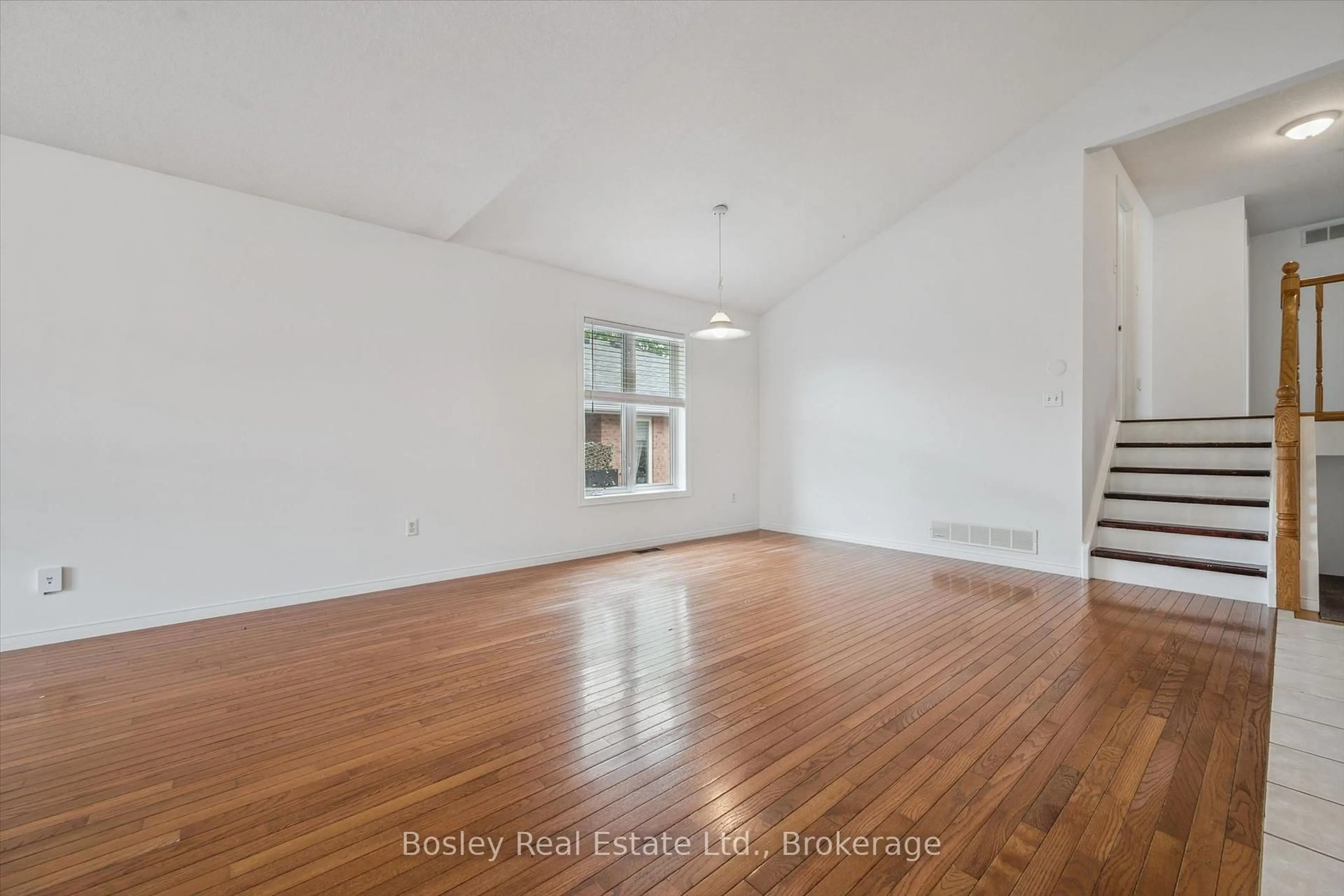 A pic of a room for 4 Hayward Cres, Guelph Ontario N1G 5A5