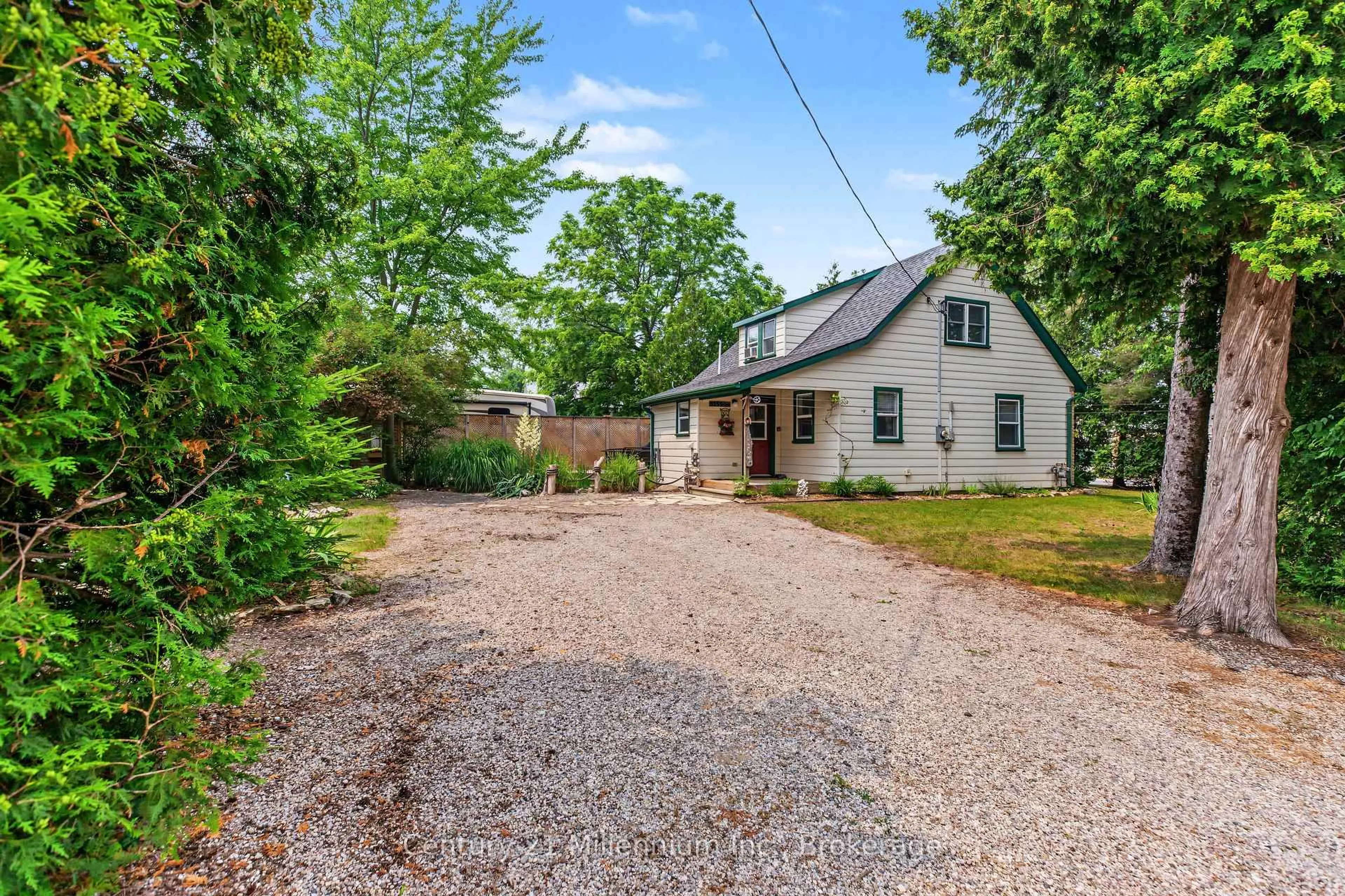 A pic from outside/outdoor area/front of a property/back of a property/a pic from drone, street for 355 Spence St, Saugeen Shores Ontario N0H 2L0