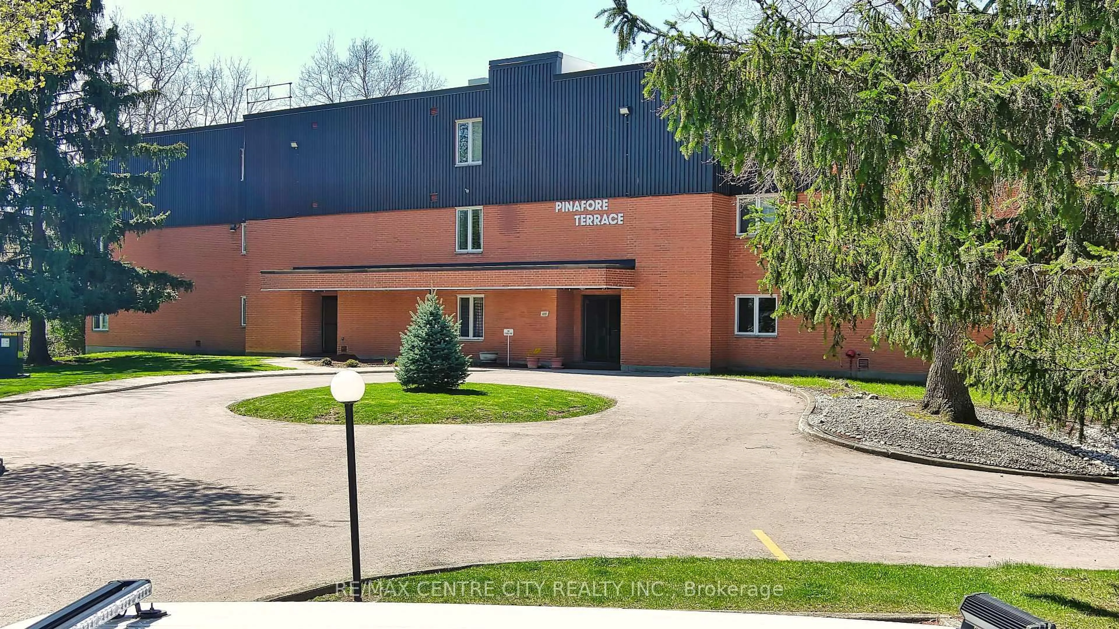 Unknown for 125 Elm St #11, St. Thomas Ontario N5R 1H9
