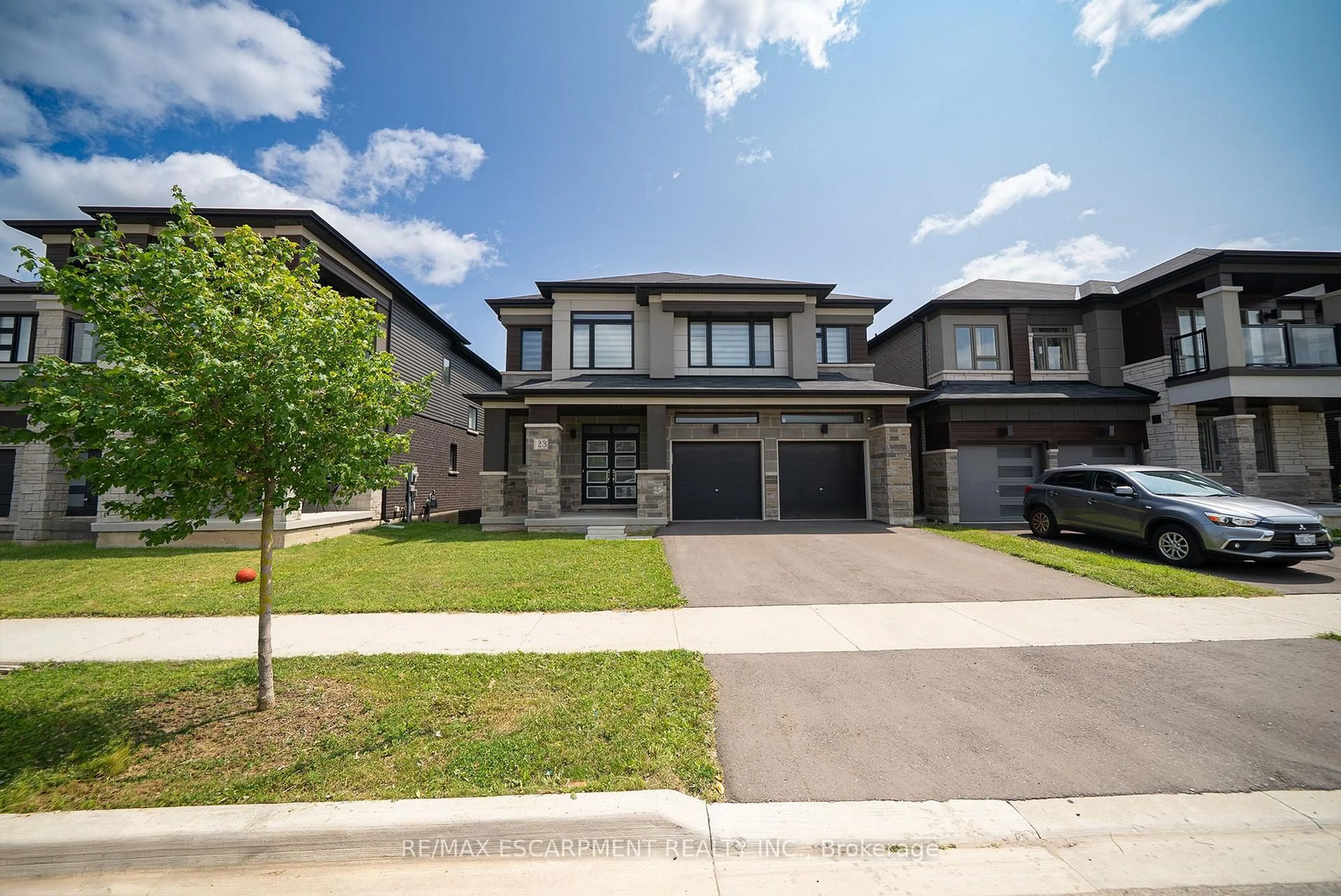 Unknown for 23 Stauffer Rd, Brantford Ontario N3V 0B2