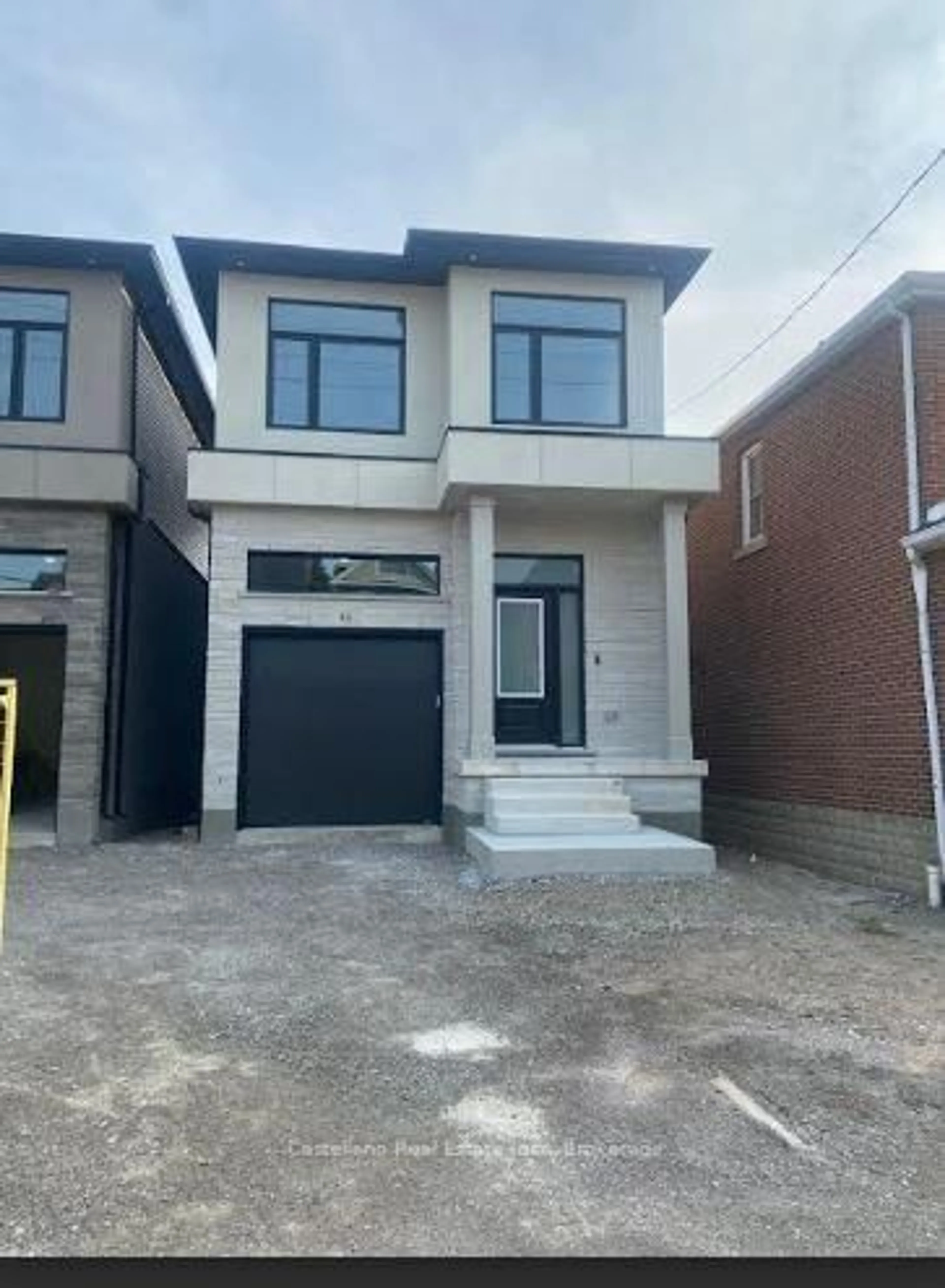 Home with brick exterior material, street for 48 Melbourne St, Hamilton Ontario L8P 2A6