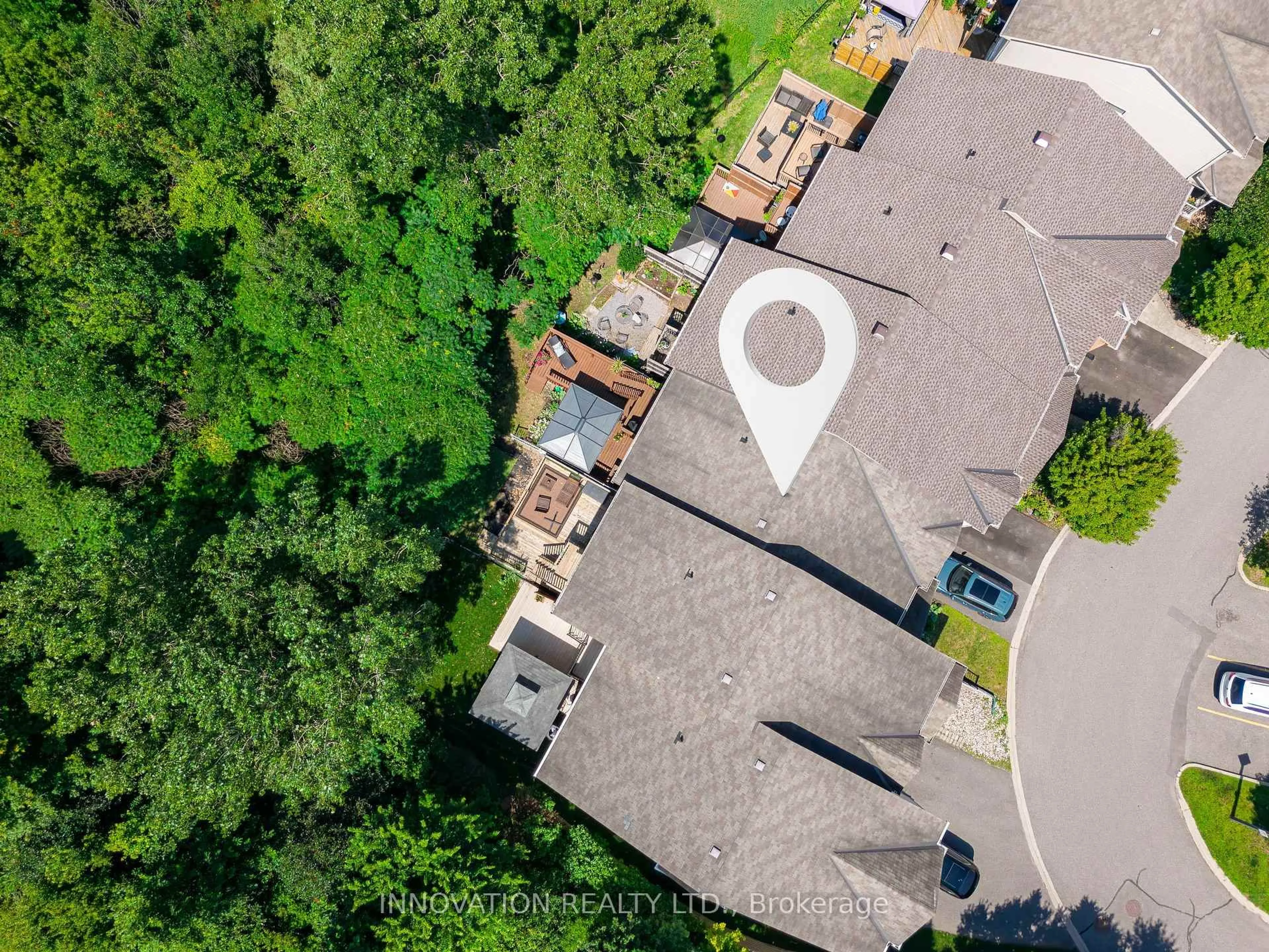 A pic from outside/outdoor area/front of a property/back of a property/a pic from drone, street for 176 Parkrose Private, Ottawa Ontario K4A 0N8