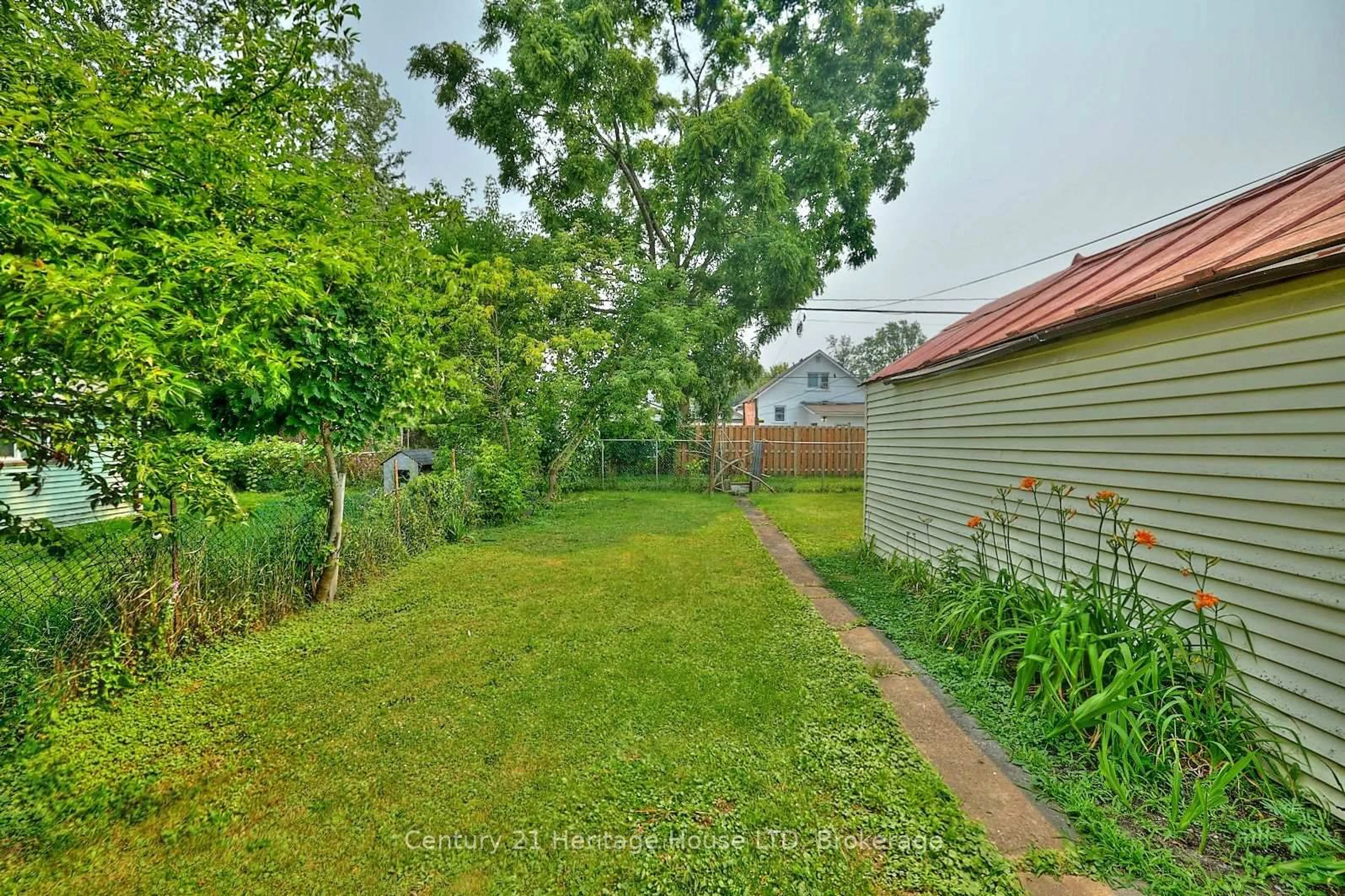 Unknown for 231 Dufferin St, Fort Erie Ontario L2A 2T7