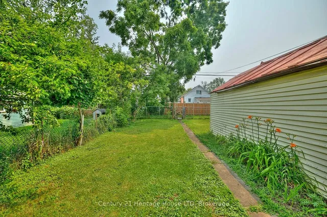 231 Dufferin St, Fort Erie 2