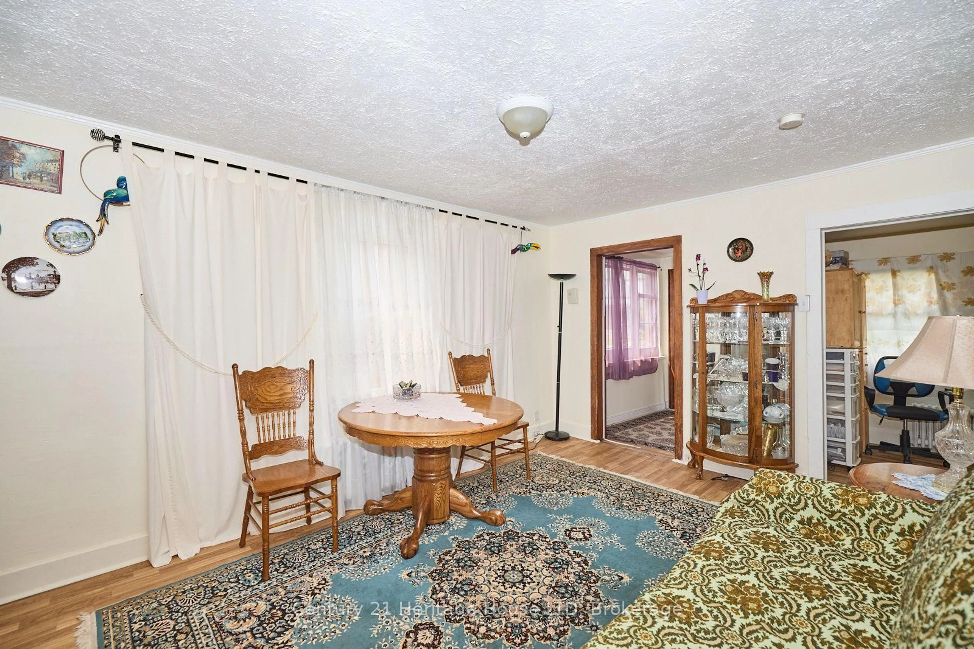Dining room, unknown for 231 Dufferin St, Fort Erie Ontario L2A 2T7