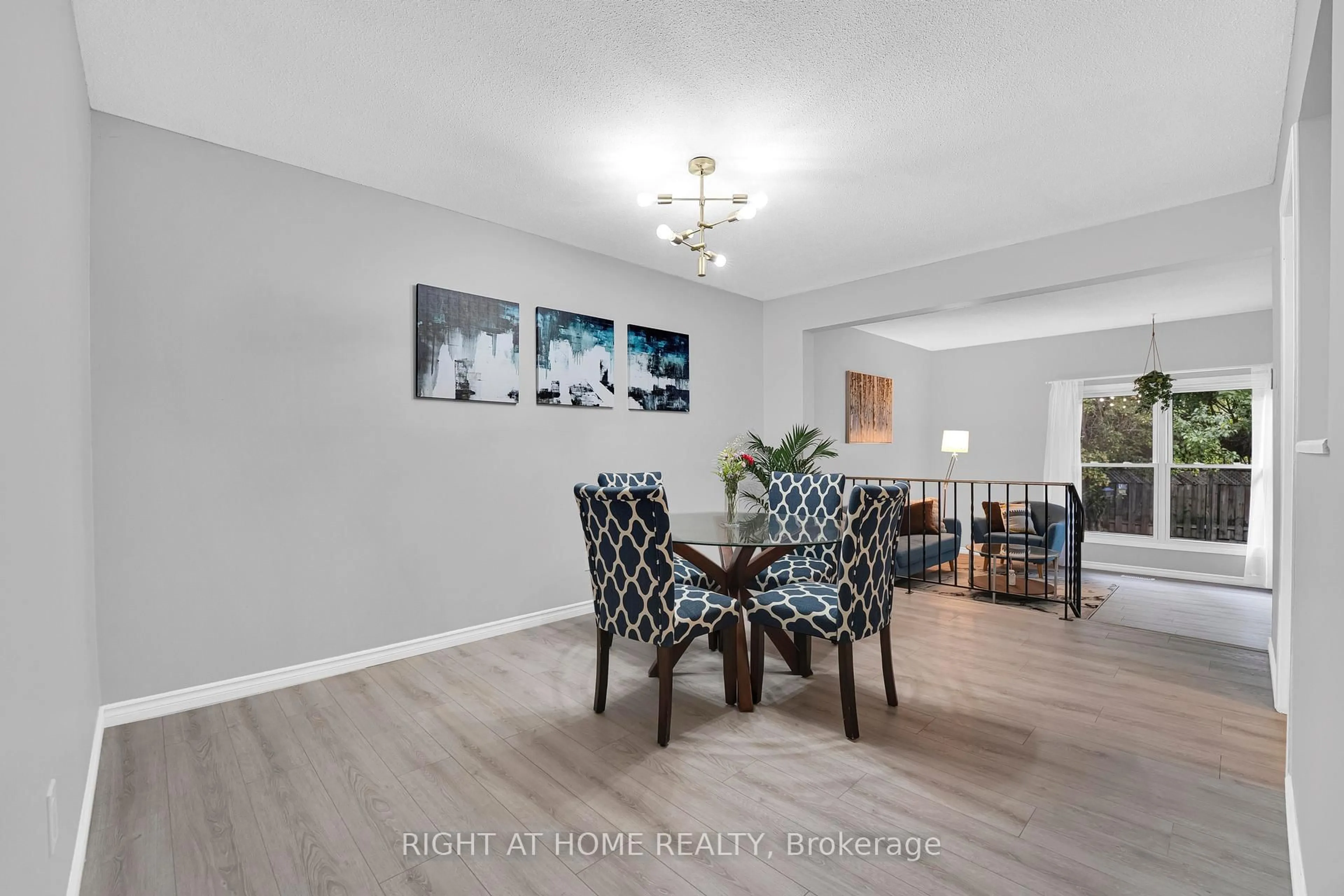 Dining room, unknown for 37 Trafford Lane, Barrhaven Ontario K2J 1X6