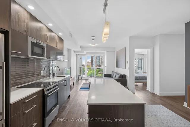 255 Bay St #816, Ottawa 4
