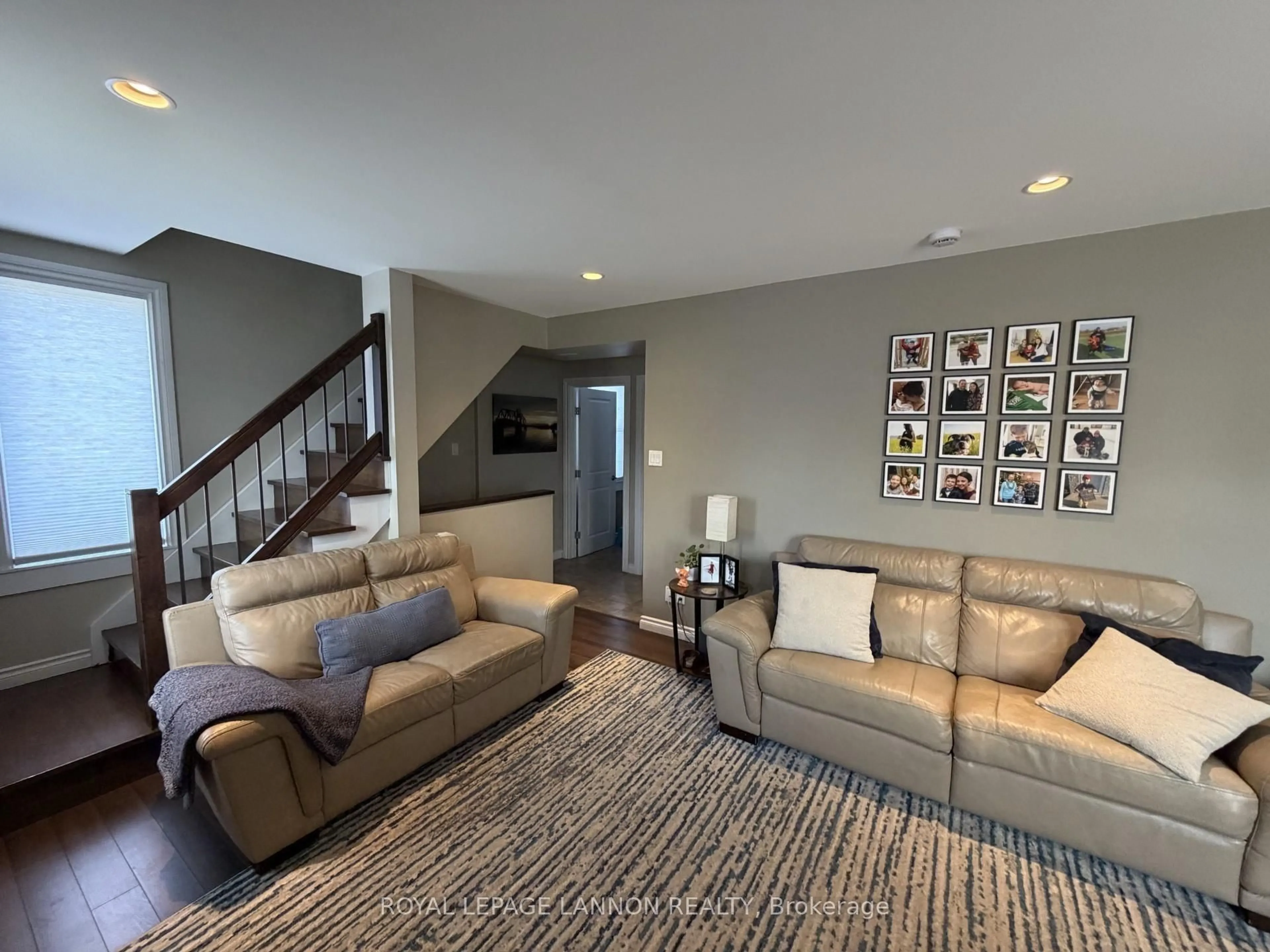 Living room with furniture, unknown for 338 DACRE St, Thunder Bay Ontario P7A 1K7