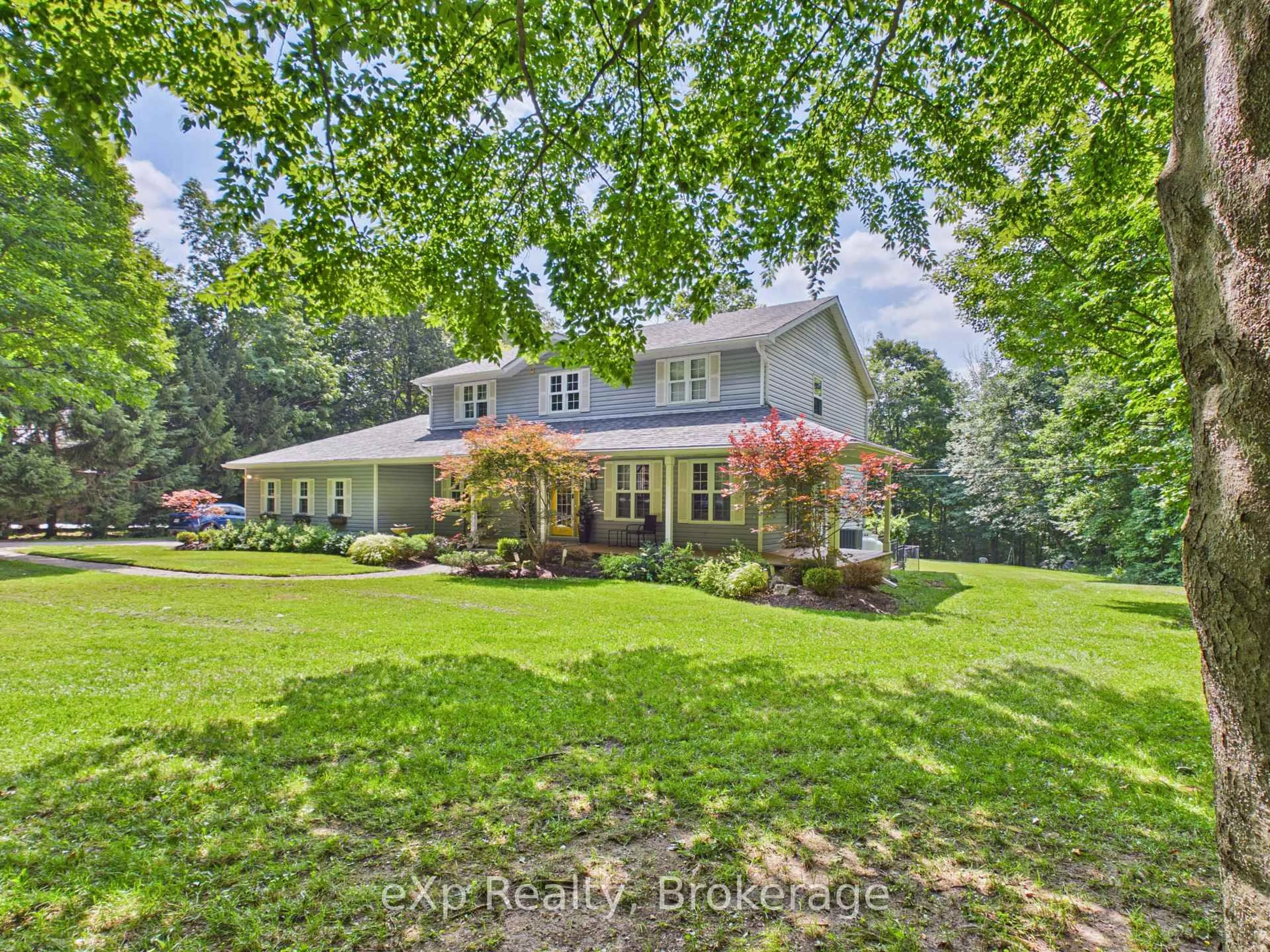 A pic from outside/outdoor area/front of a property/back of a property/a pic from drone, unknown for 20 Highland Cres, South Bruce Ontario N0G 2V0
