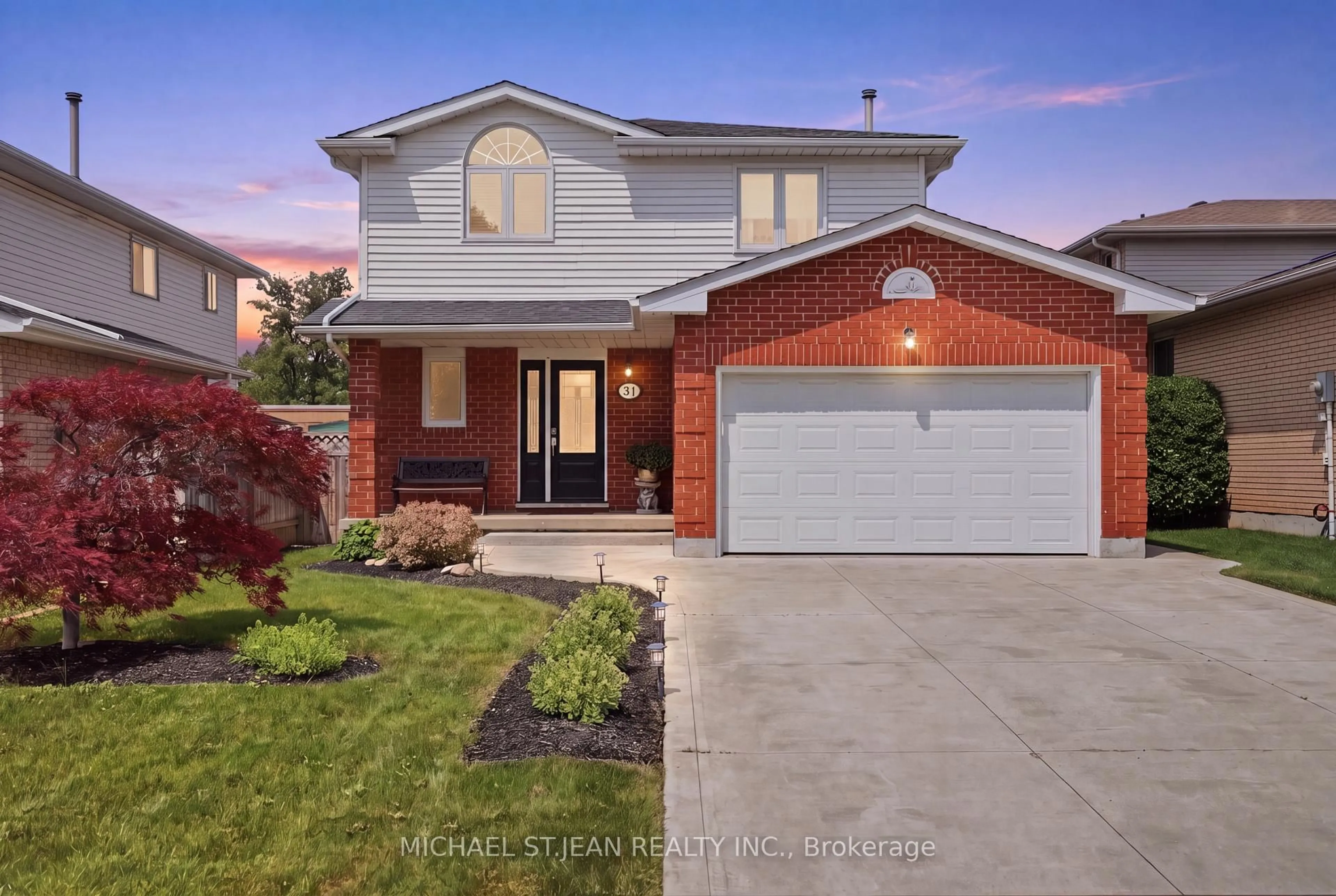 Home with brick exterior material, street for 31 Fano Dr, Hamilton Ontario L8W 3J7