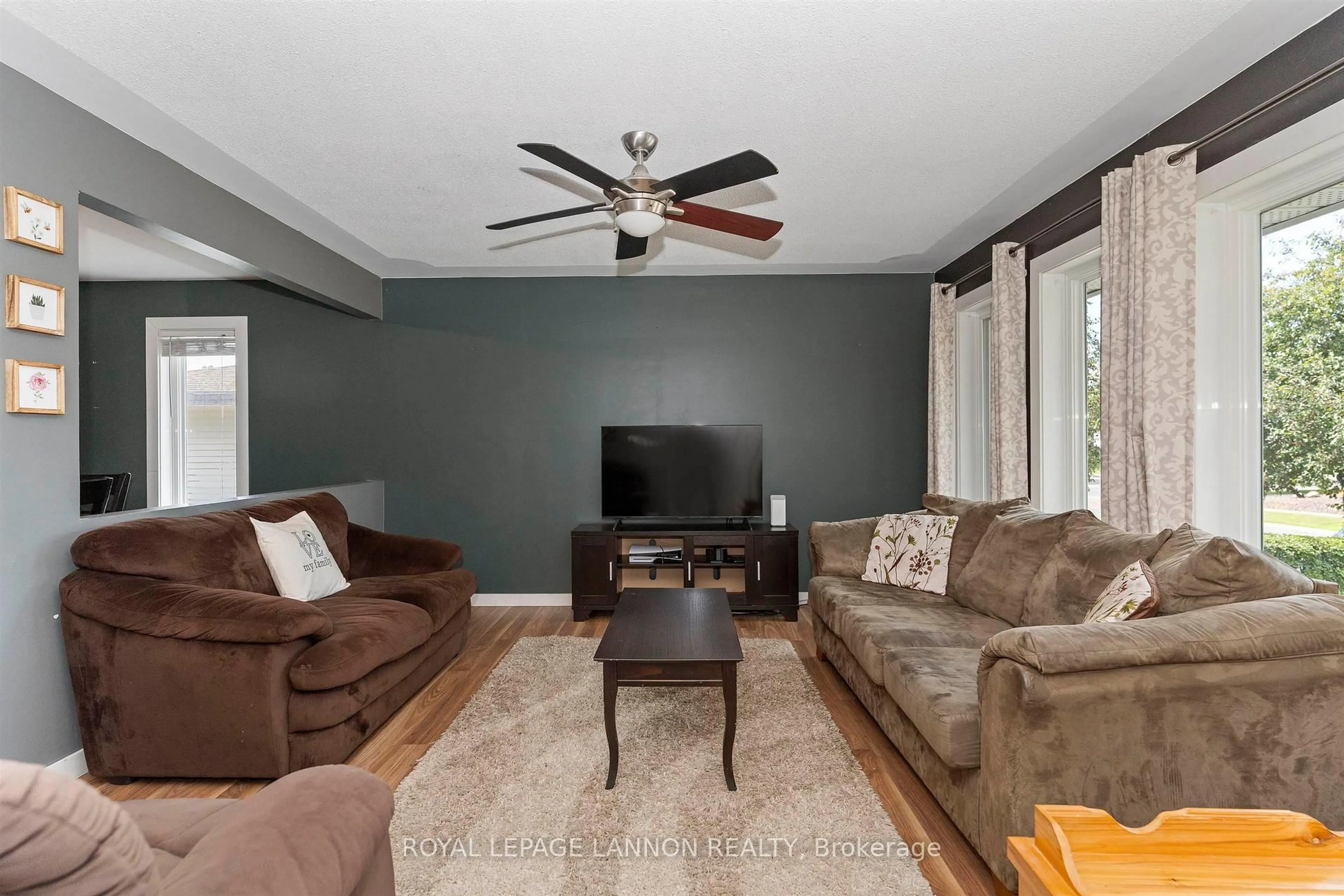 Living room with furniture, unknown for 138 Iris Cres., Thunder Bay Ontario P7A 7Z9