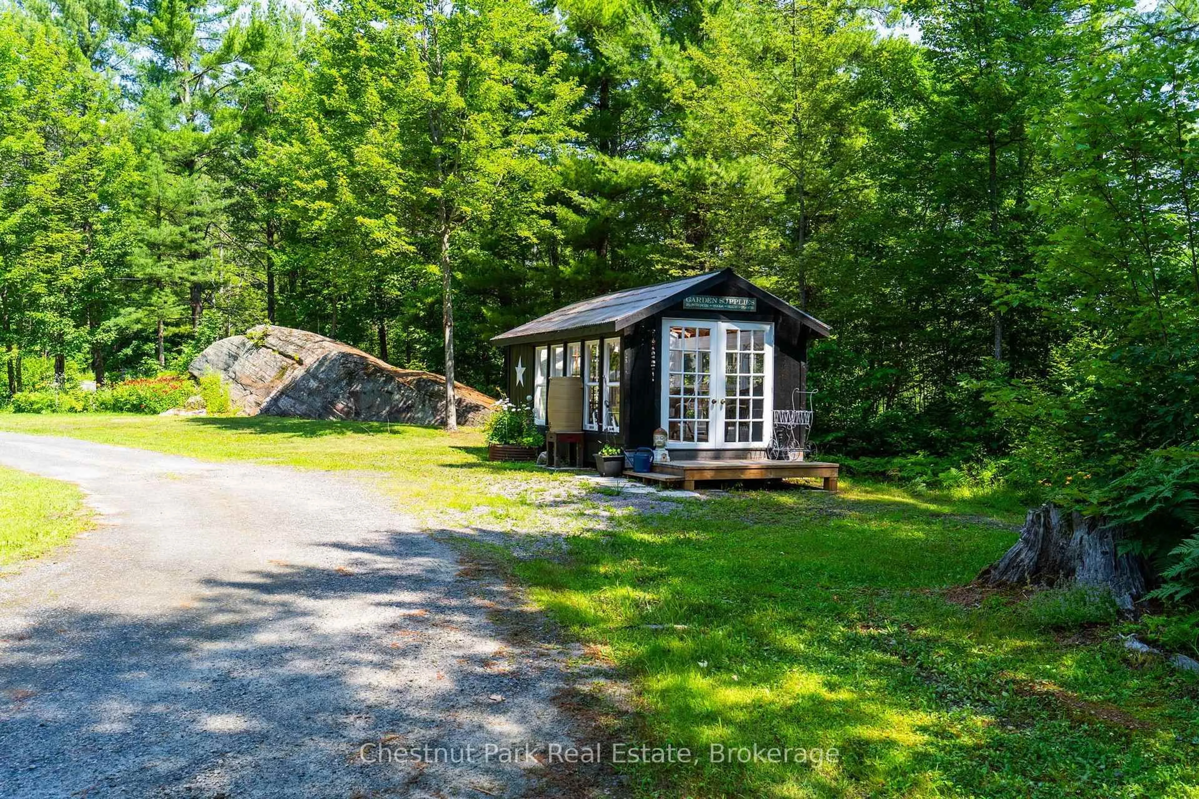 Shed for 1130 Taylor Rd, Bracebridge Ontario P1L 0A1