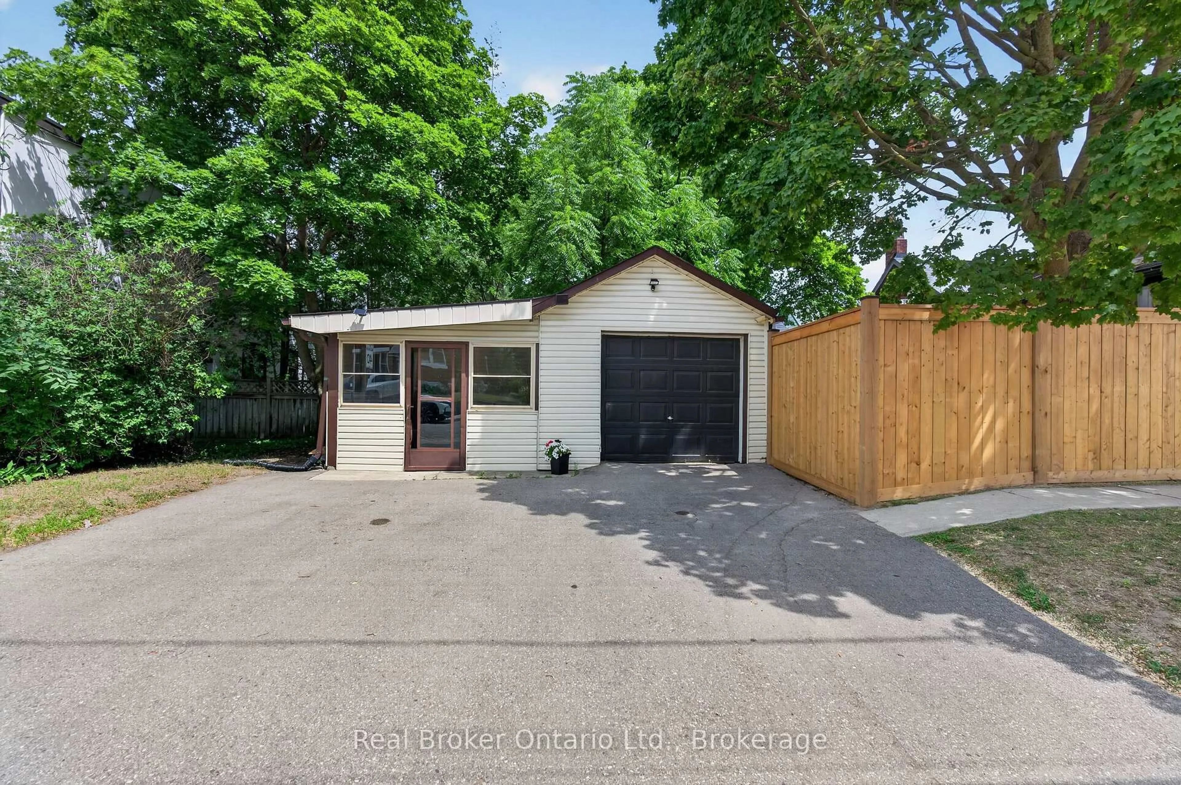 Unknown for 155 Lancaster St, Kitchener Ontario N2H 4T7