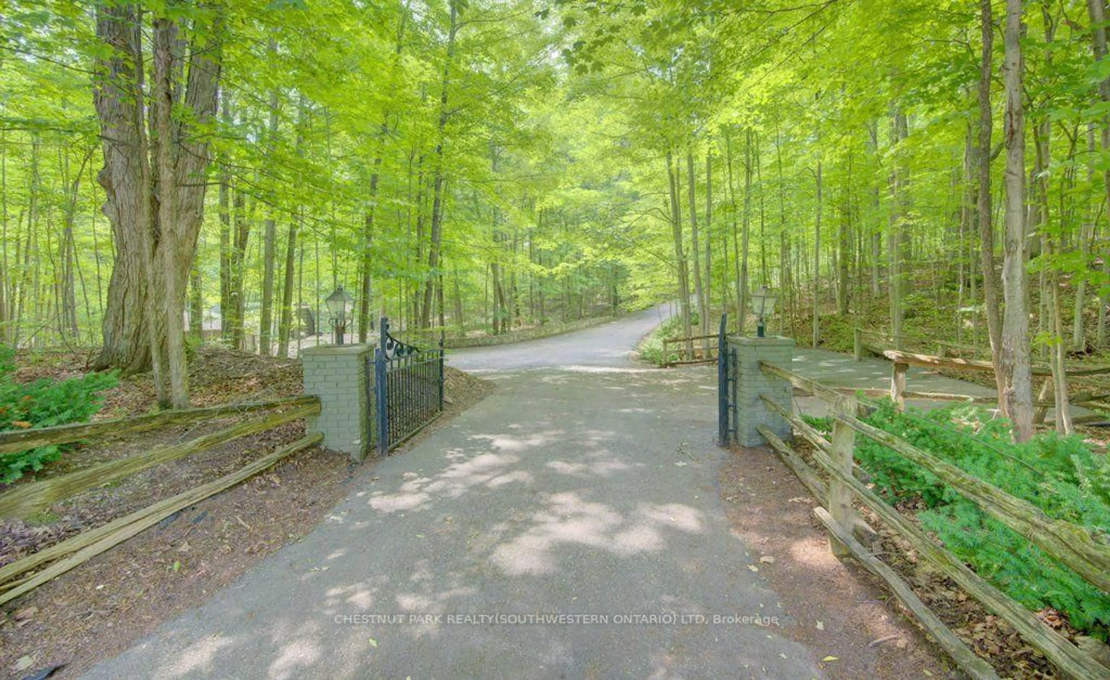 Patio, forest/trees view for 7785 Wellington 34 Rd, Puslinch Ontario N0B 2J0