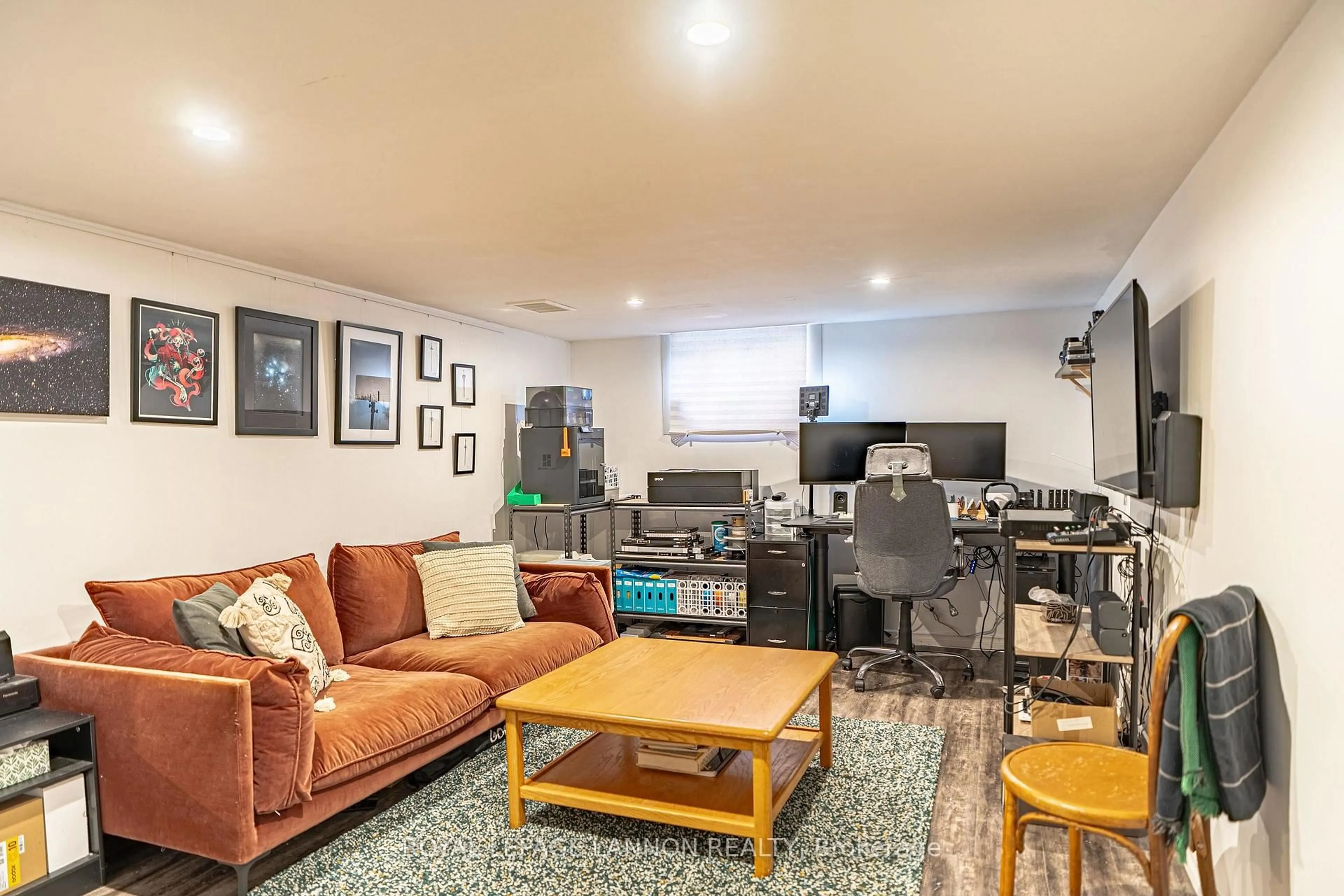Living room with furniture, unknown for 2029 Hamilton Ave., Thunder Bay Ontario P7E 4Y3