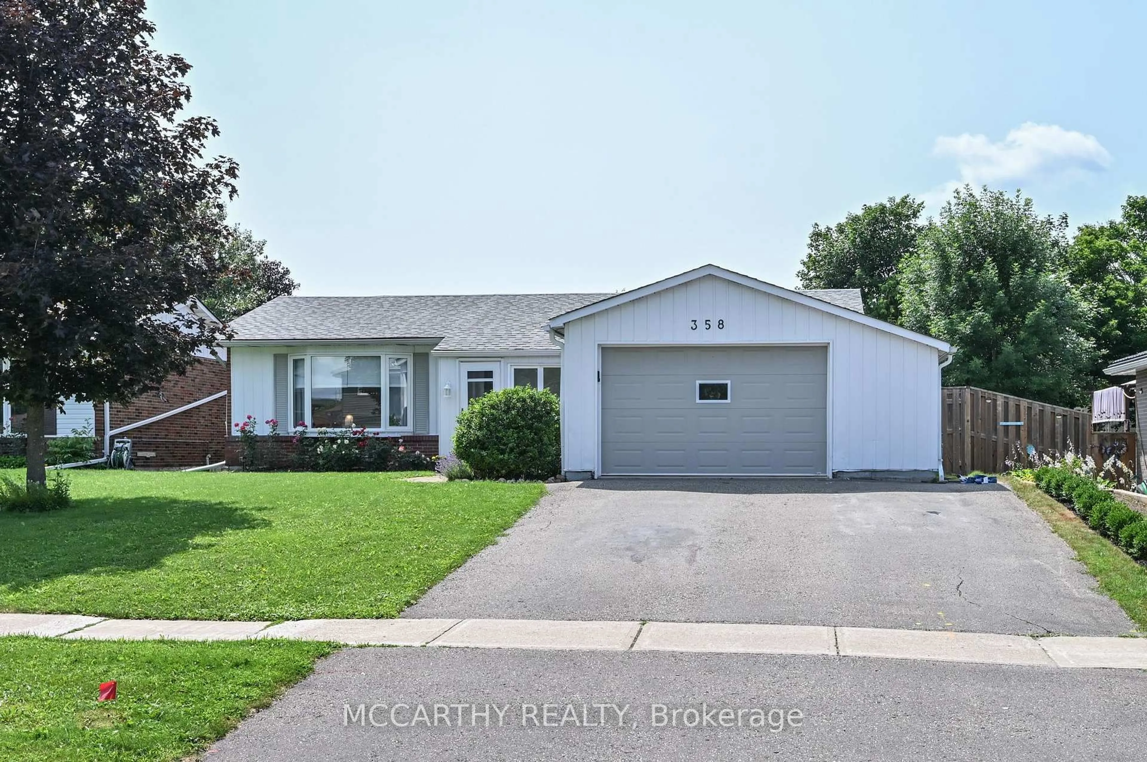 Home with vinyl exterior material, street for 358 JELLY St, Shelburne Ontario L9V 2Y6