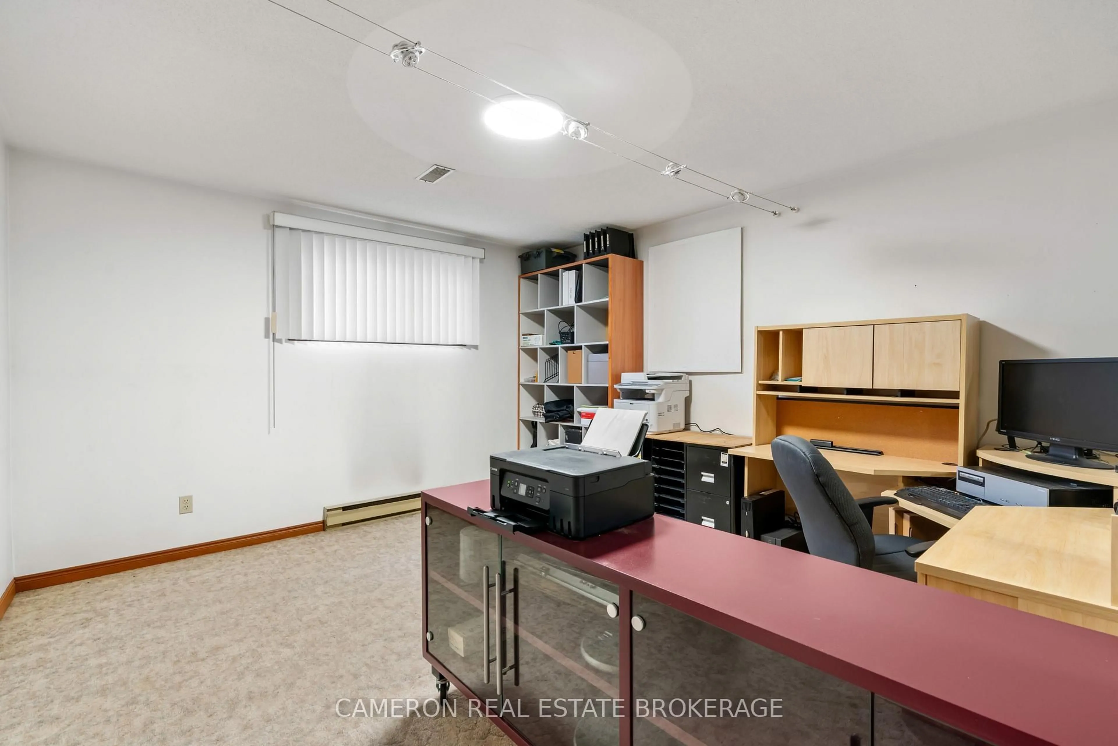 A pic of a room for 1344 Stormont Dr, Cornwall Ontario K6H 6Y1