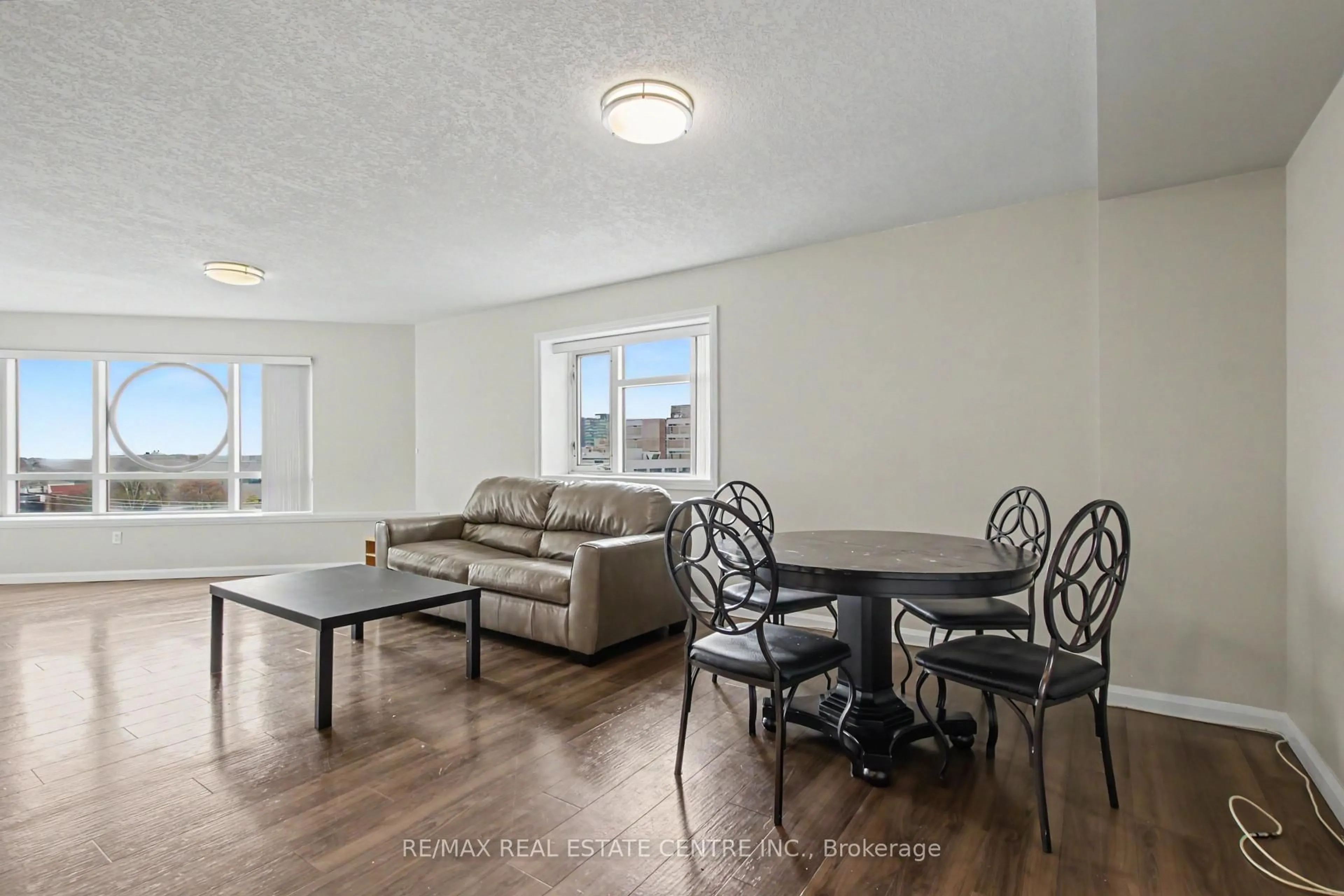 Living room with furniture, unknown for 96 University Ave, Waterloo Ontario N2L 3C9