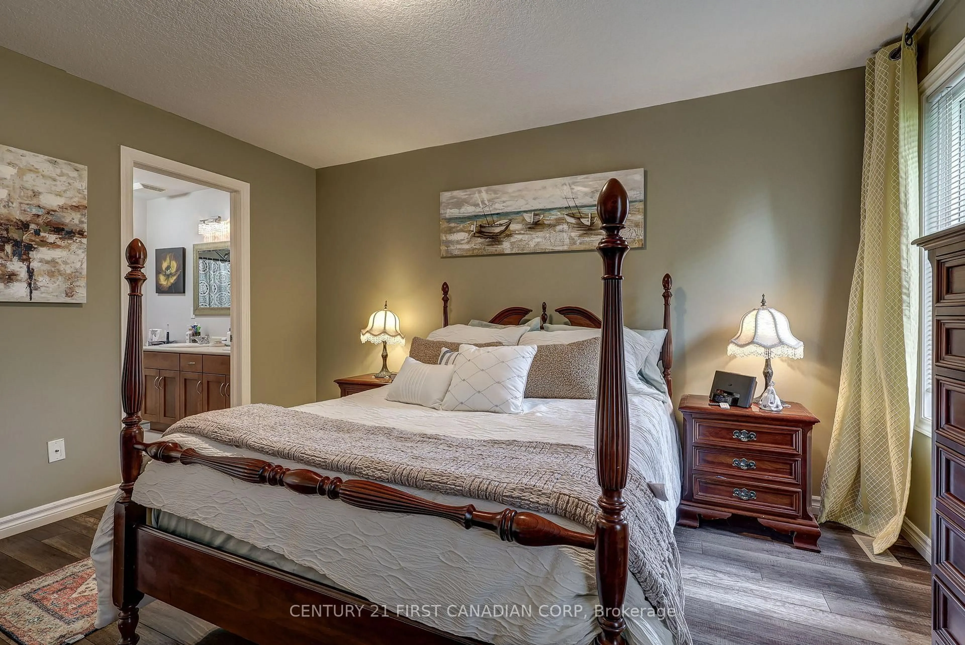 Bedroom with bed, unknown for 26 Cardinal Crt, St. Thomas Ontario N5P 0C5