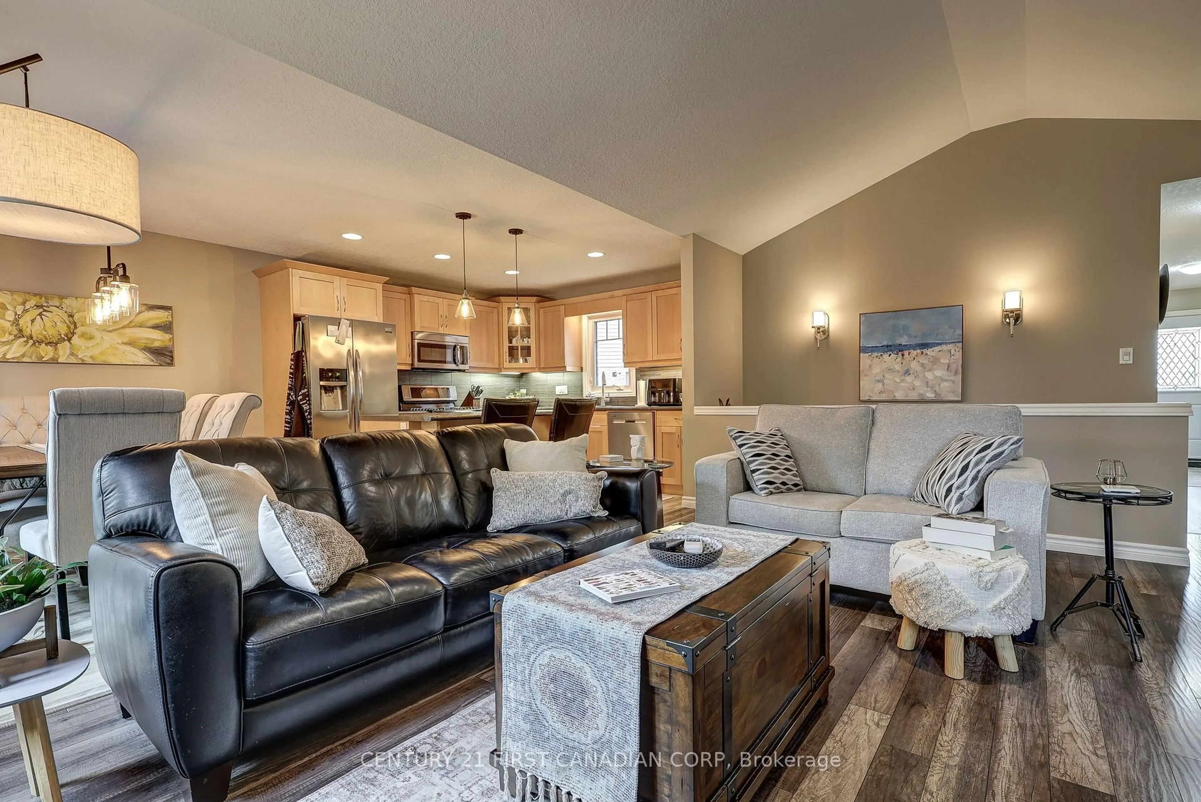 Living room with furniture, unknown for 26 Cardinal Crt, St. Thomas Ontario N5P 0C5