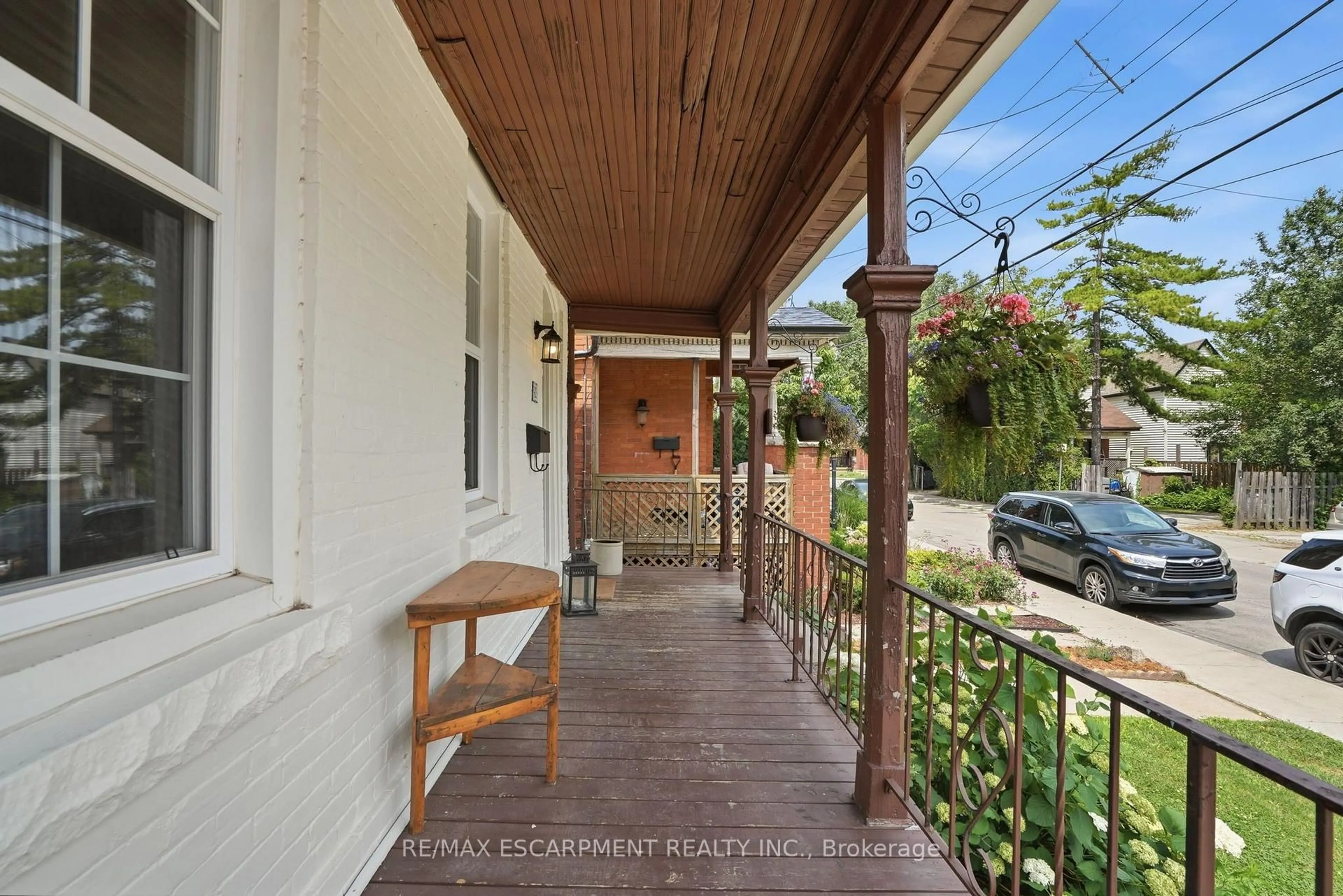 Patio, street for 62 Alanson St, Hamilton Ontario L8N 1W5