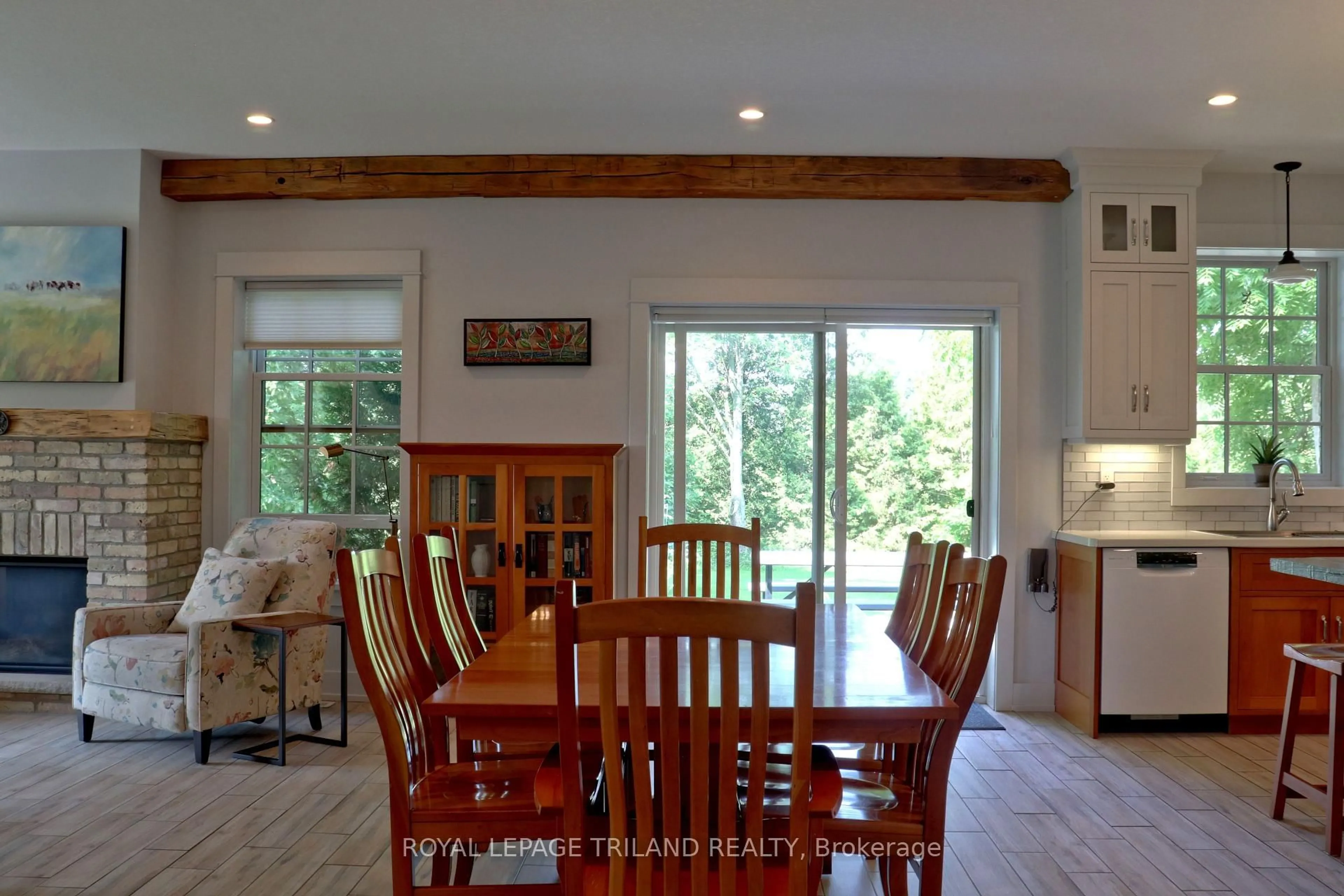 Dining room, wood/laminate floor for 15796 Nine Mile Rd, Middlesex Centre Ontario N0M 2A0