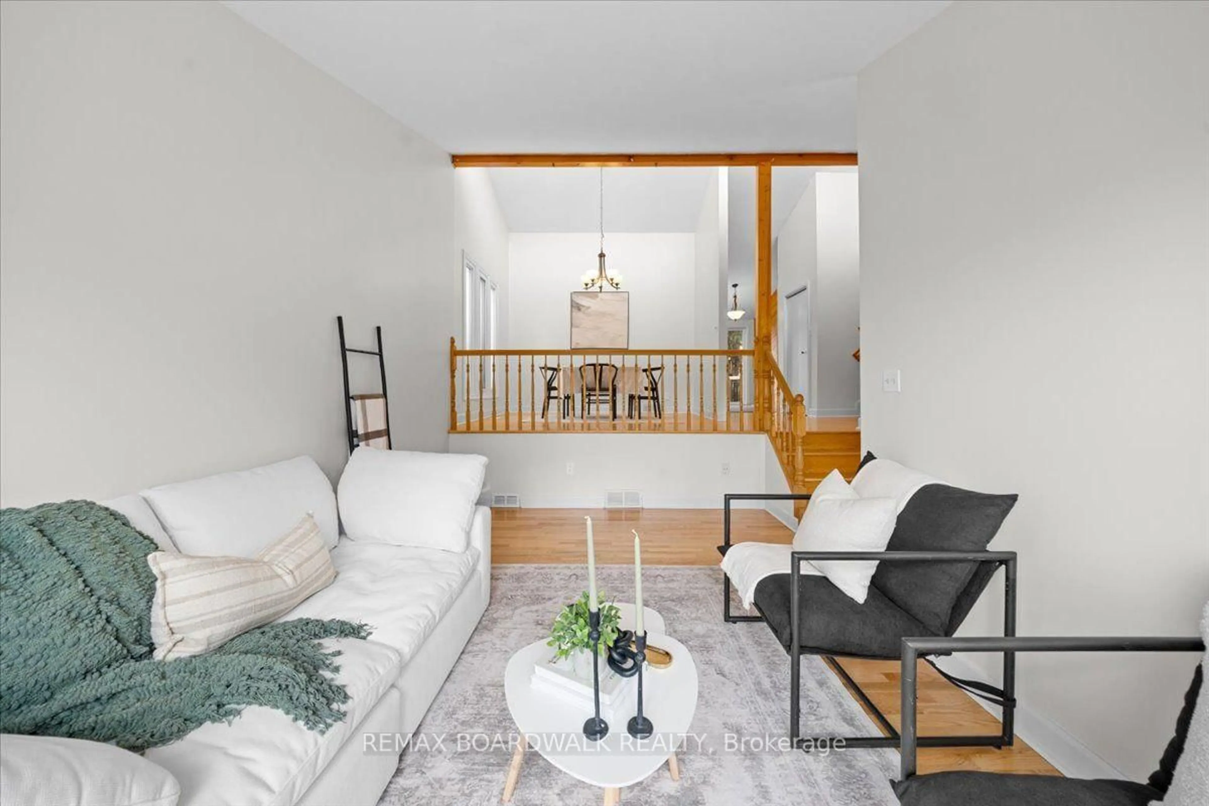 Living room with furniture, unknown for 1219 Notting Hill Ave, Ottawa Ontario K1V 6T6