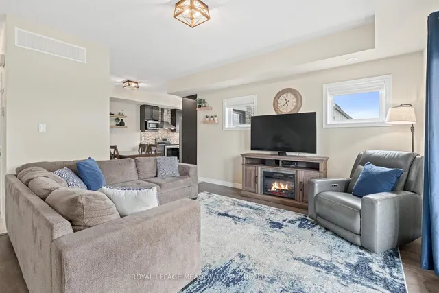 39 Kay Cres #20, Guelph 5